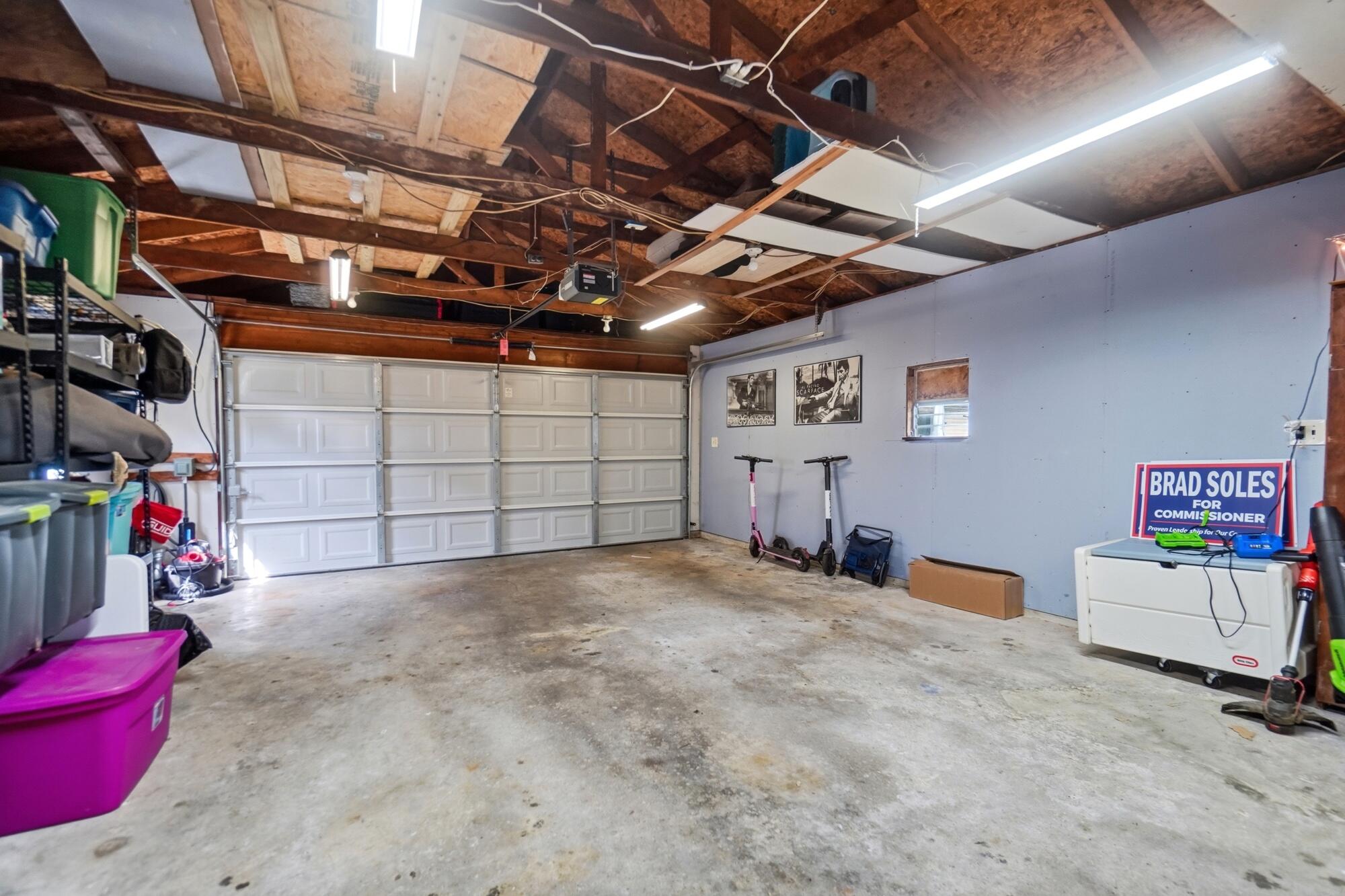 3230 Glouster, Springfield, Ohio 45503