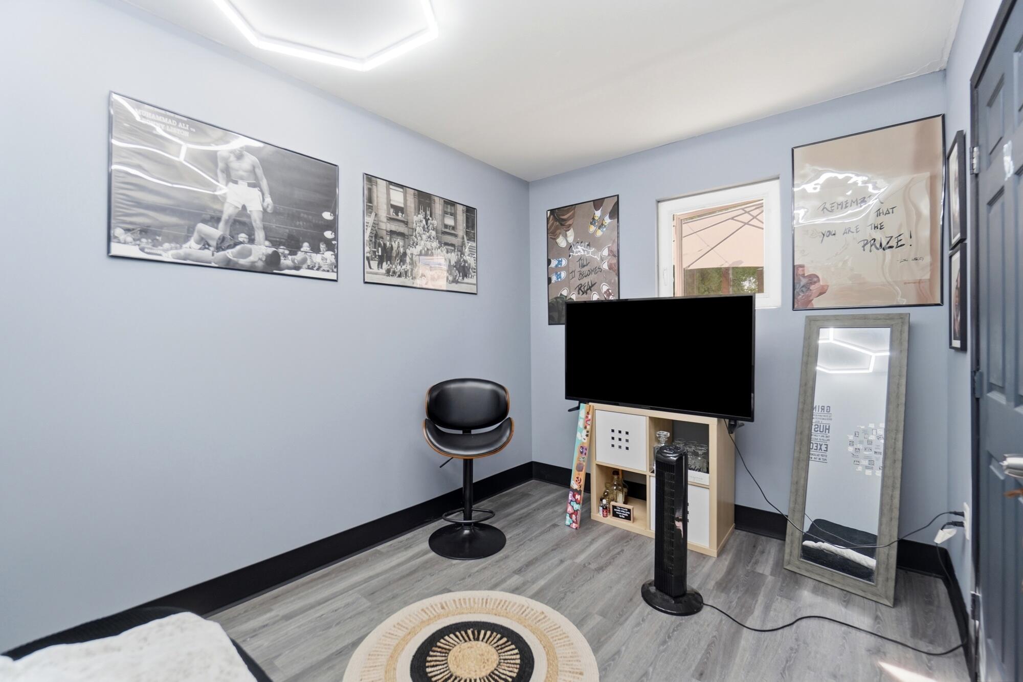 3230 Glouster, Springfield, Ohio 45503