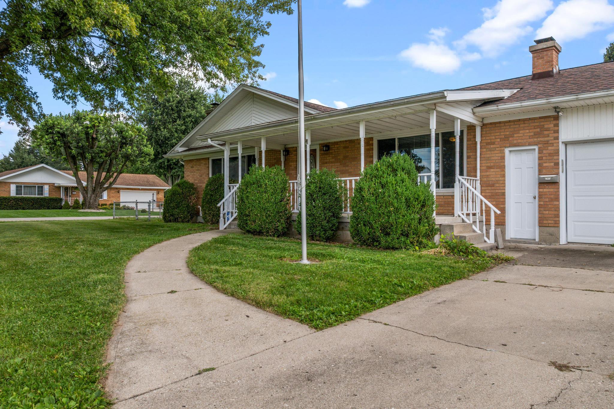 195 Countryside, Enon, Ohio 45323