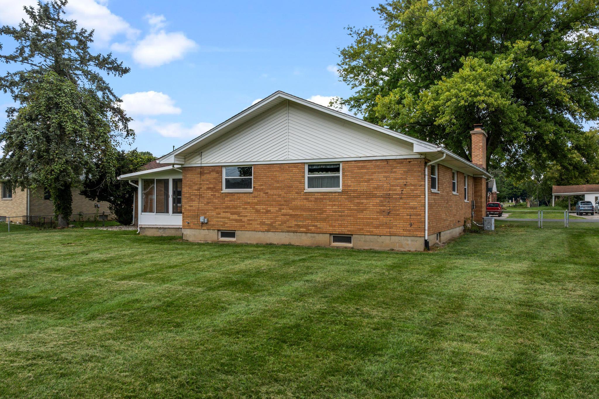 195 Countryside, Enon, Ohio 45323