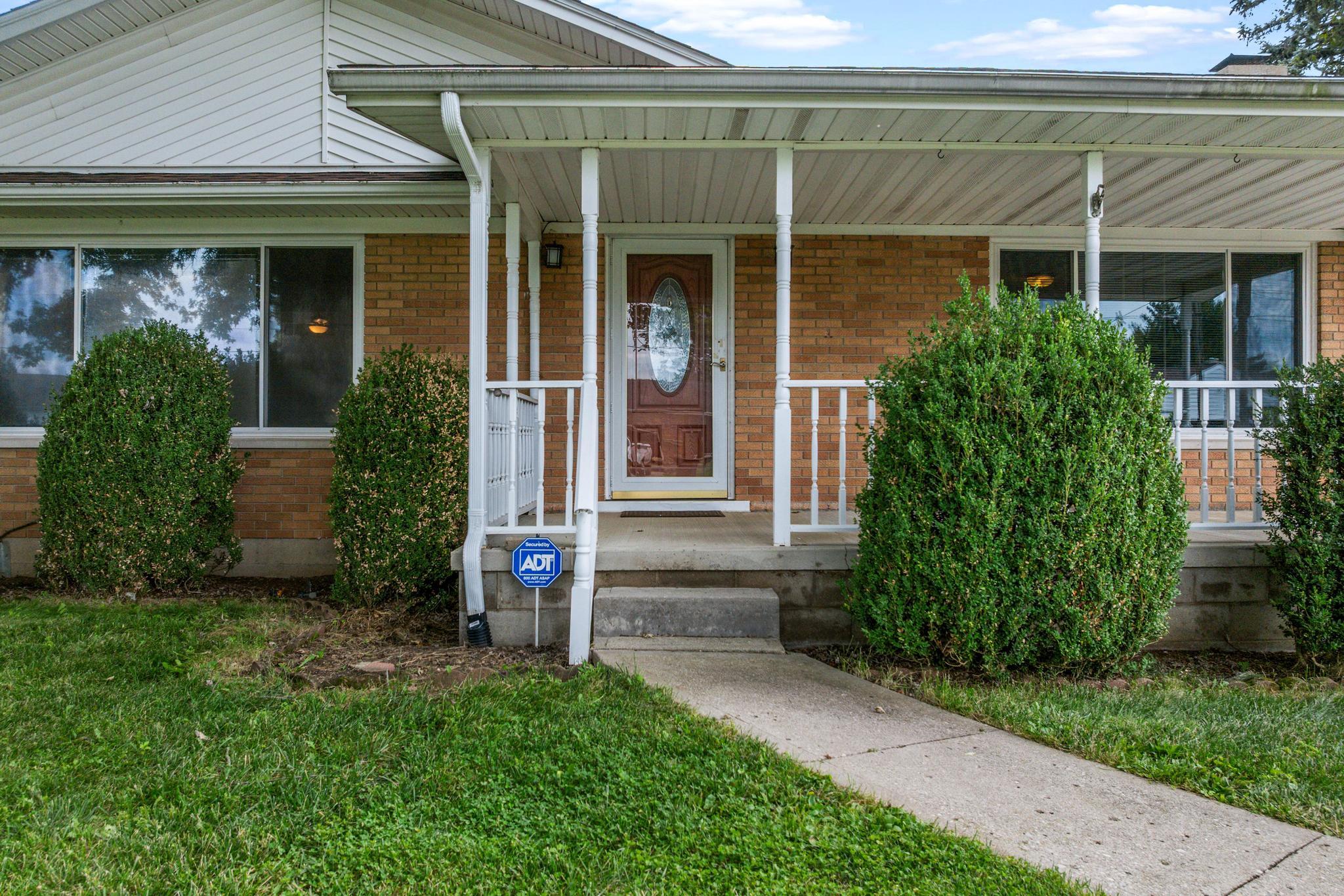 195 Countryside, Enon, Ohio 45323