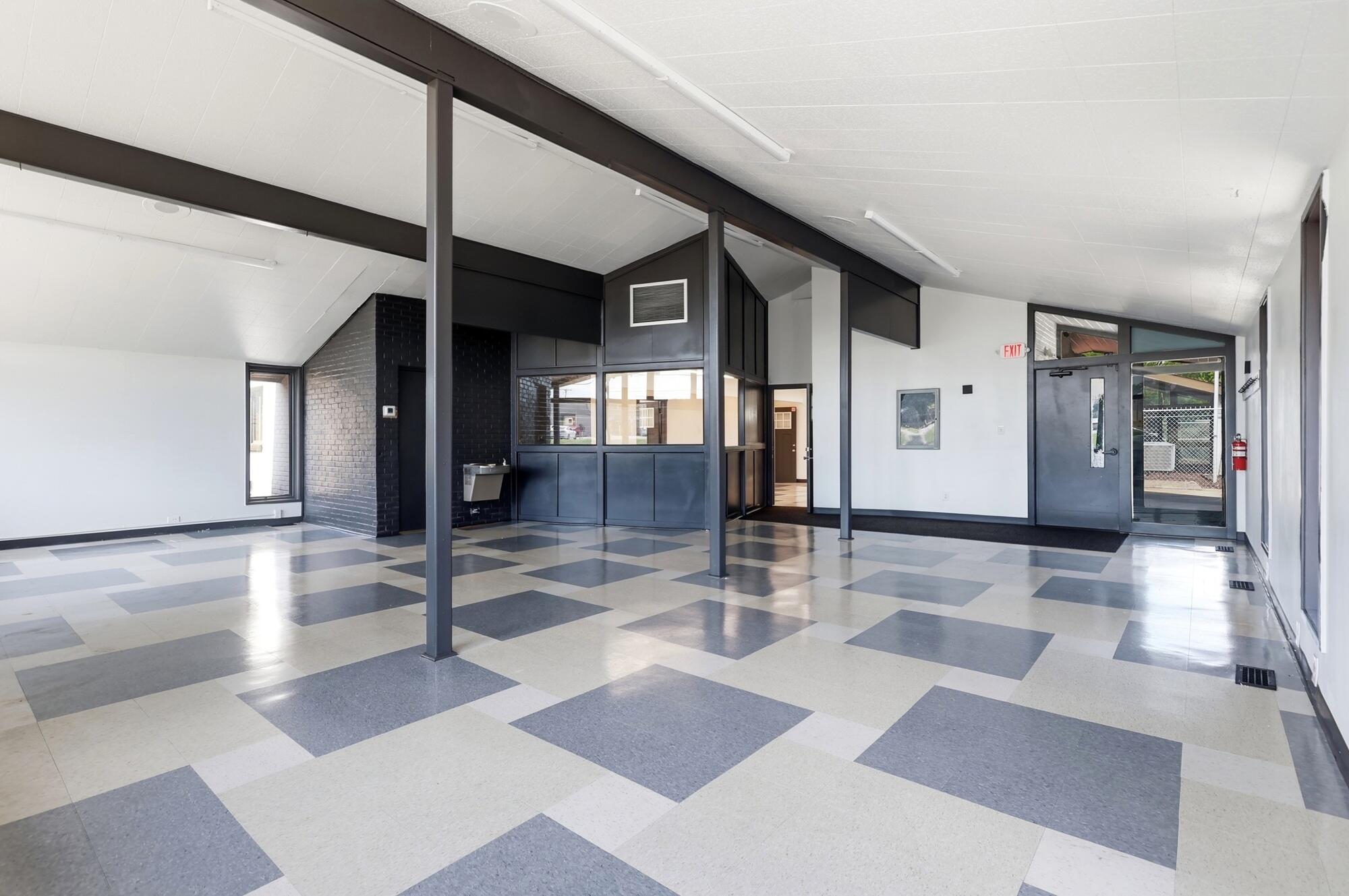 1200 Home, Springfield, Ohio 45503