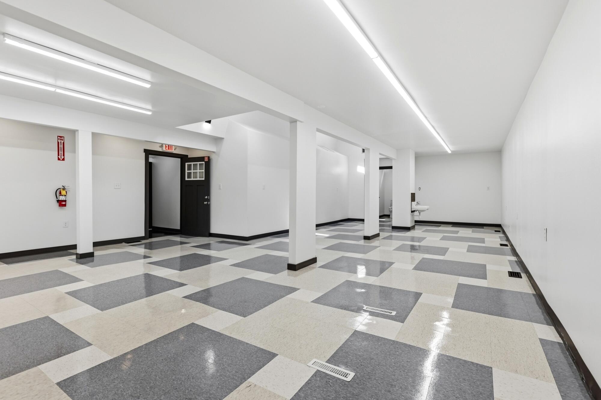 1200 Home, Springfield, Ohio 45503