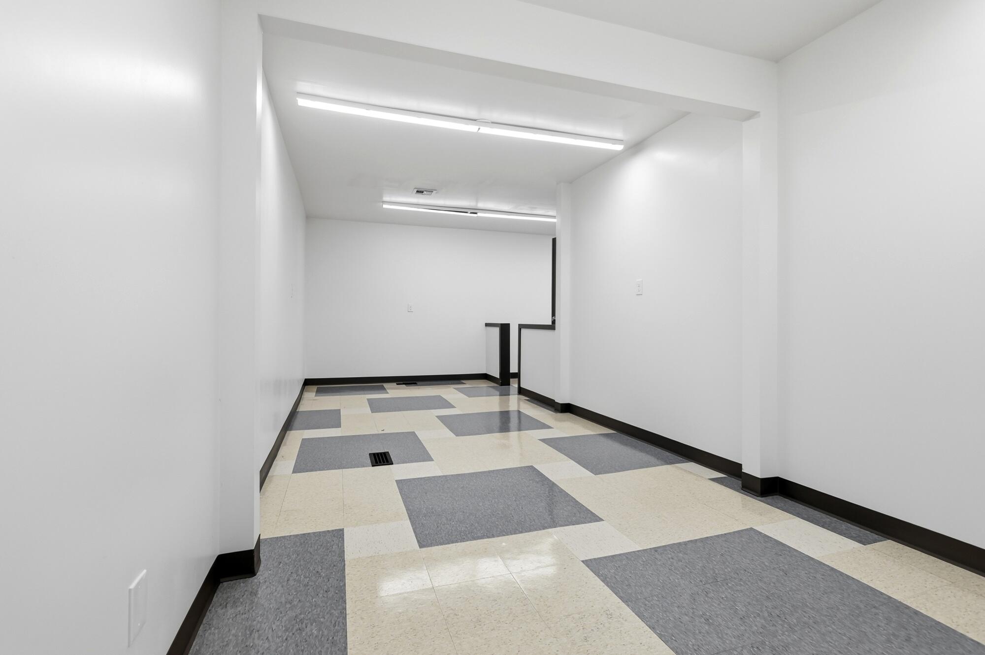 1200 Home, Springfield, Ohio 45503