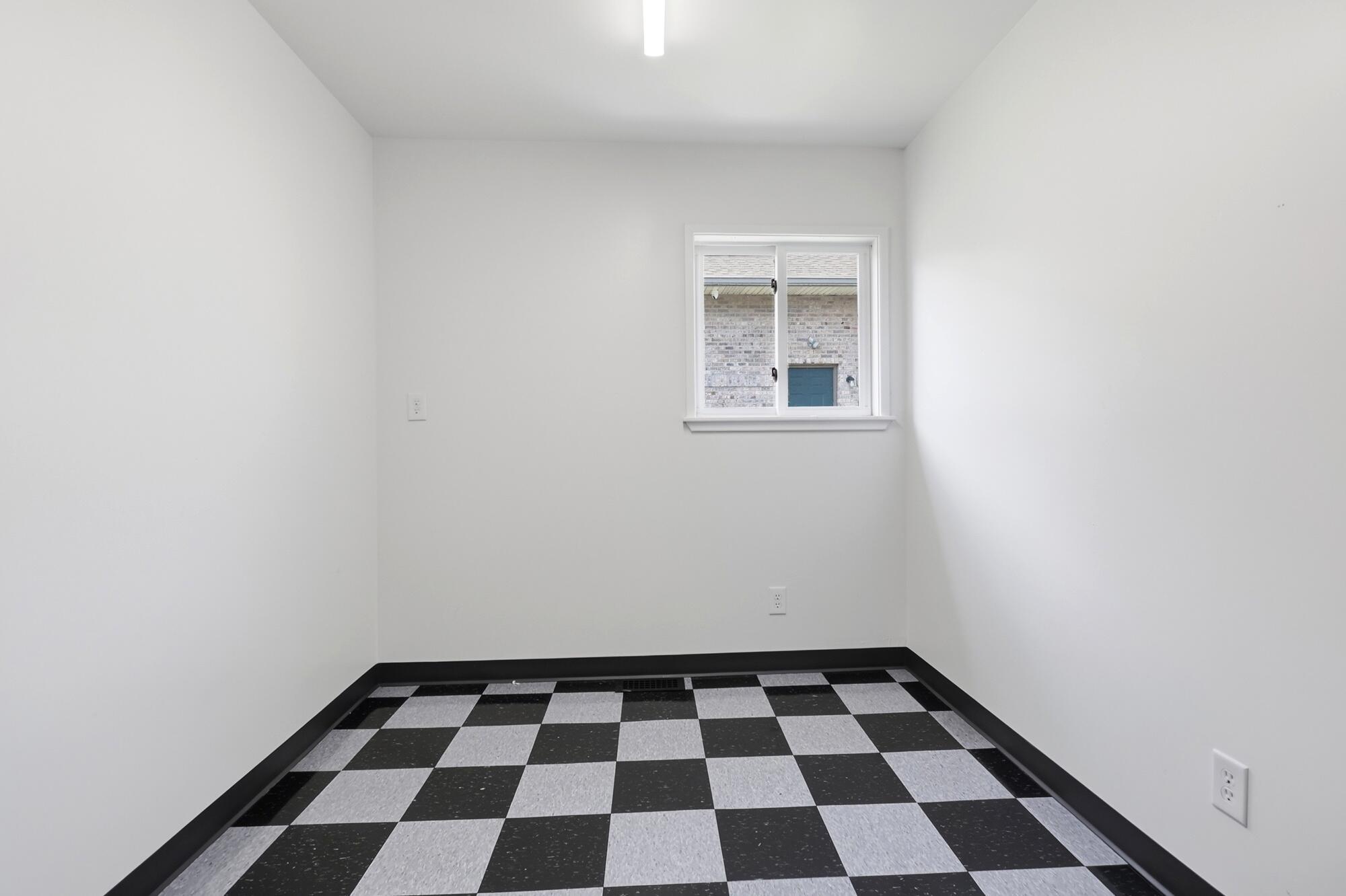 1200 Home, Springfield, Ohio 45503