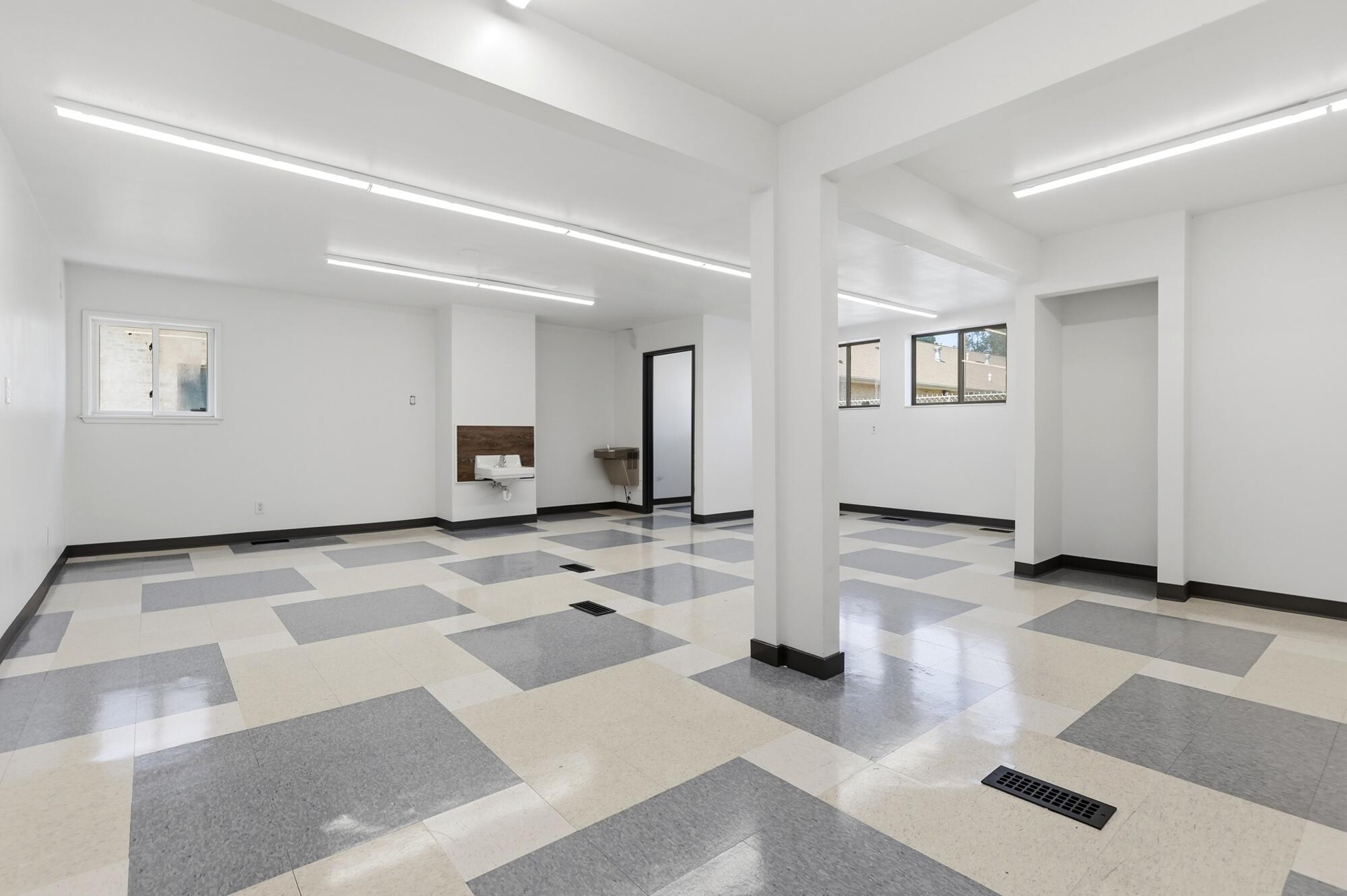 1200 Home, Springfield, Ohio 45503
