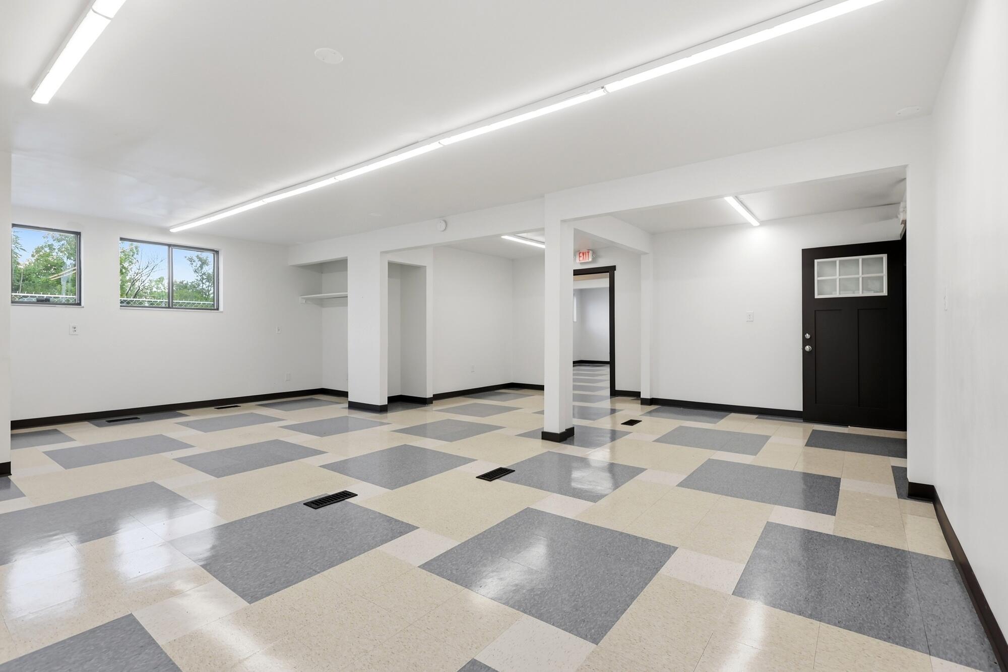 1200 Home, Springfield, Ohio 45503