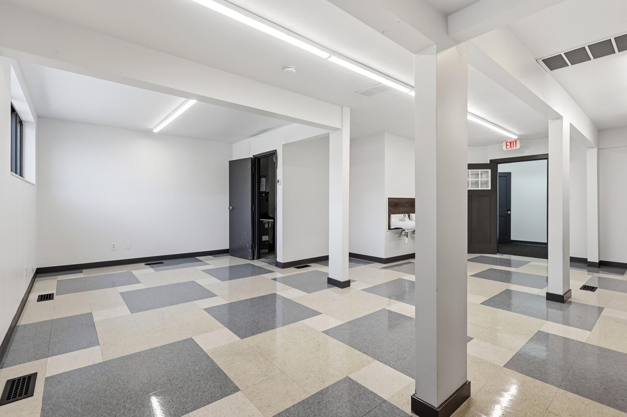 1200 Home, Springfield, Ohio 45503