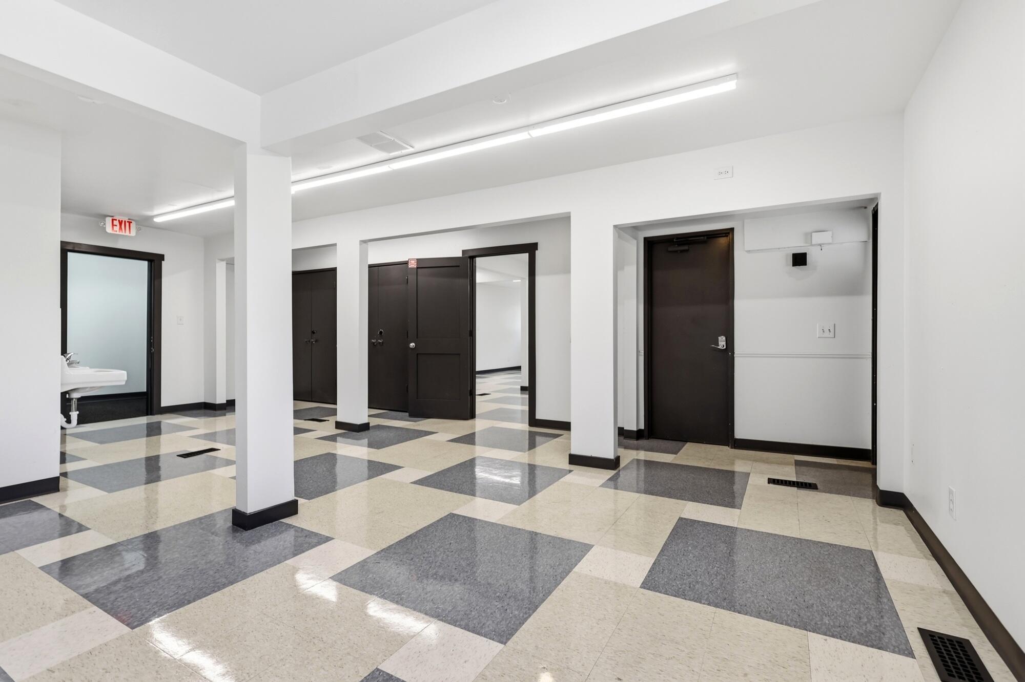 1200 Home, Springfield, Ohio 45503