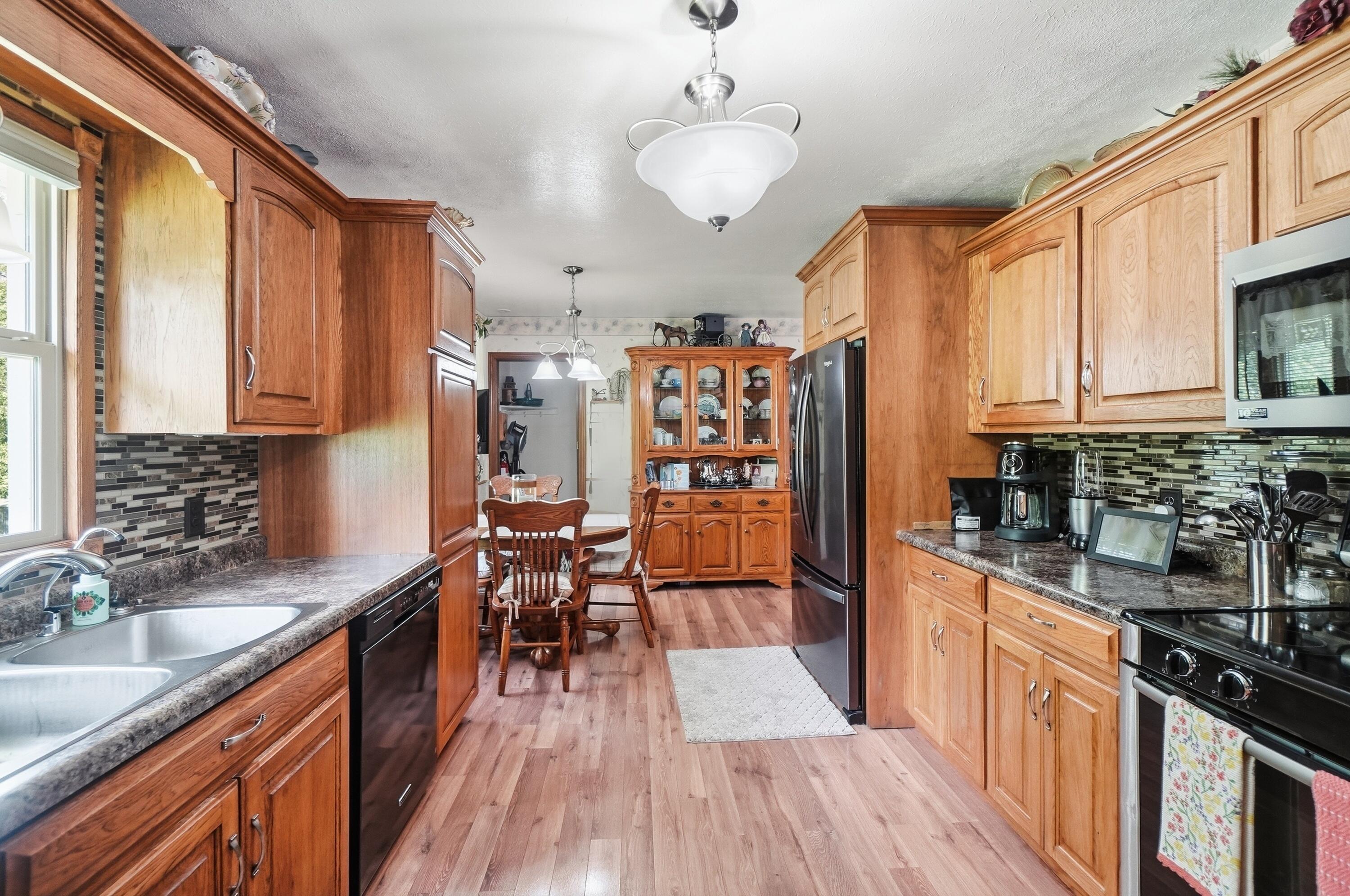 10365 Shelby Freyburg, Wapakoneta, Ohio 45895