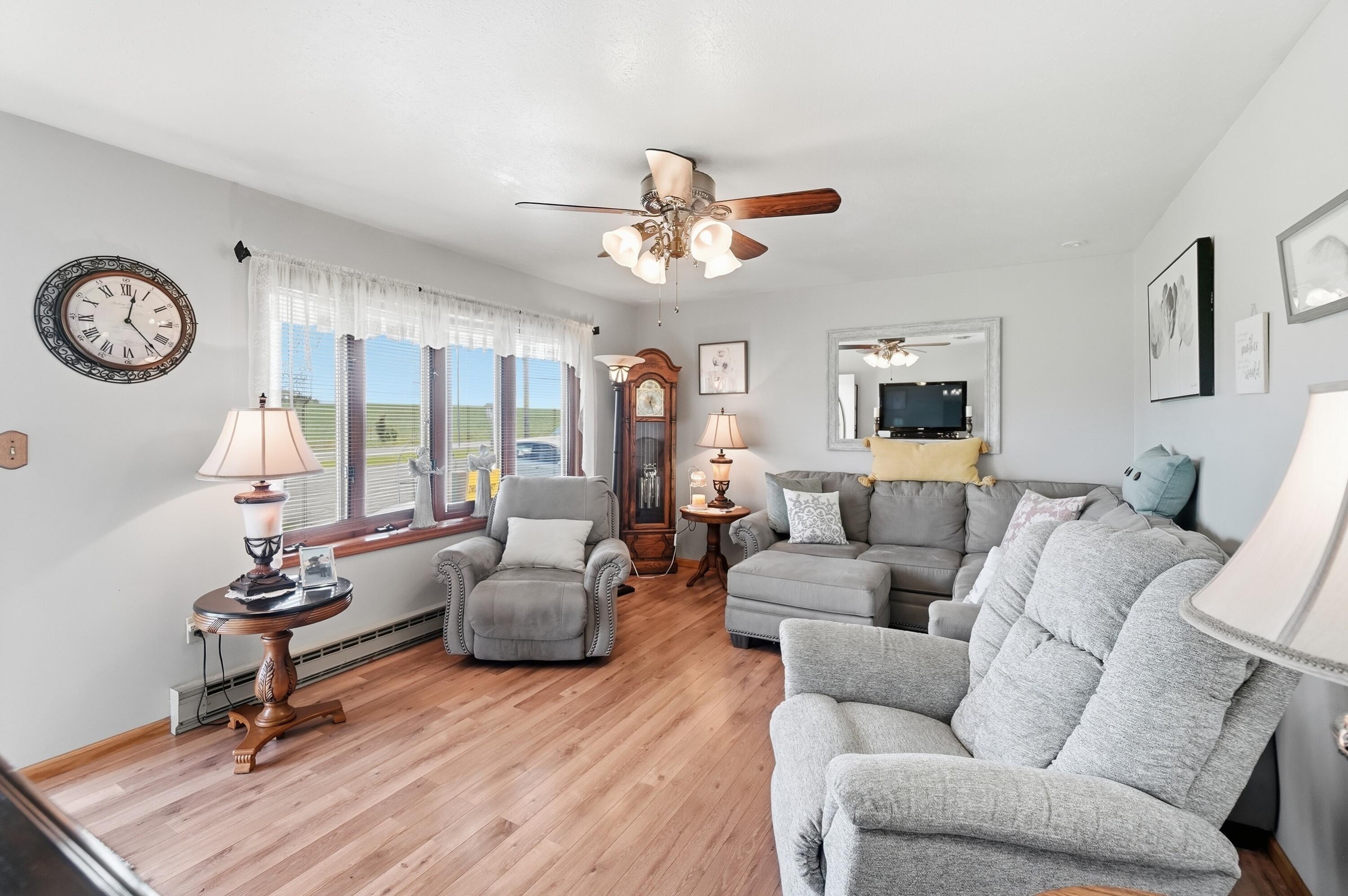 10365 Shelby Freyburg, Wapakoneta, Ohio 45895
