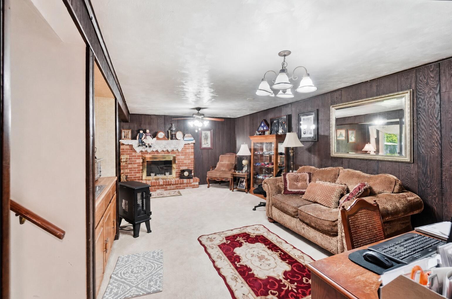10365 Shelby Freyburg, Wapakoneta, Ohio 45895