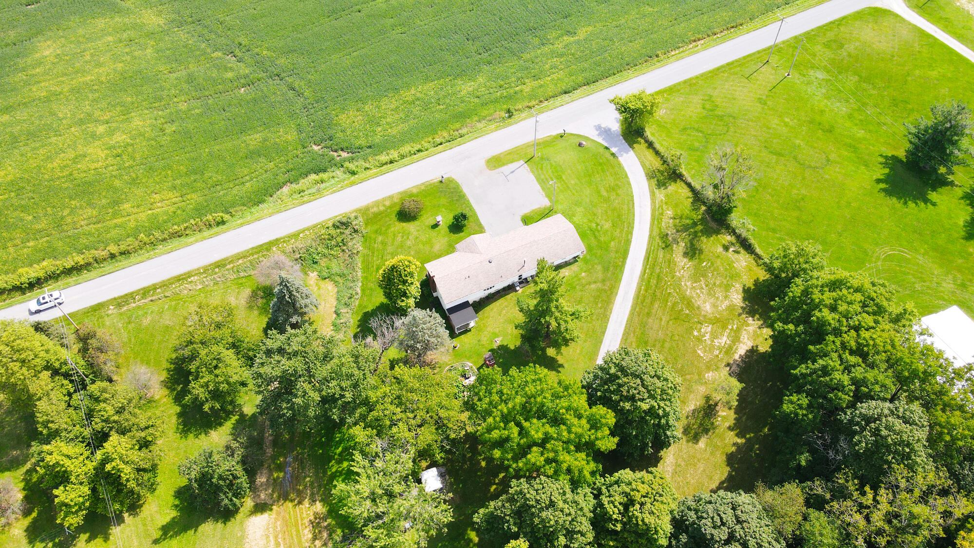 10365 Shelby Freyburg, Wapakoneta, Ohio 45895