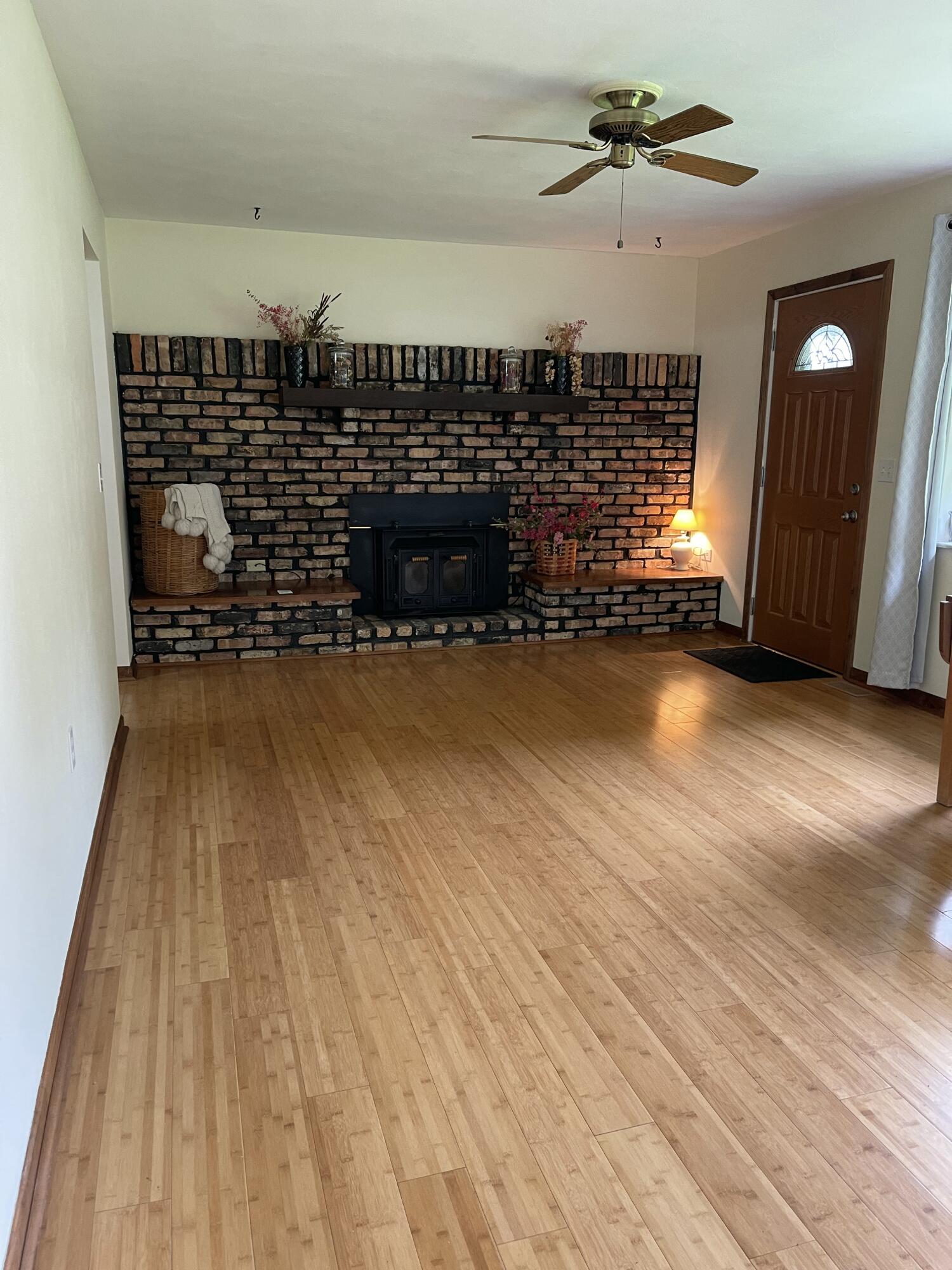 4931 Bosart, Springfield, Ohio 45503