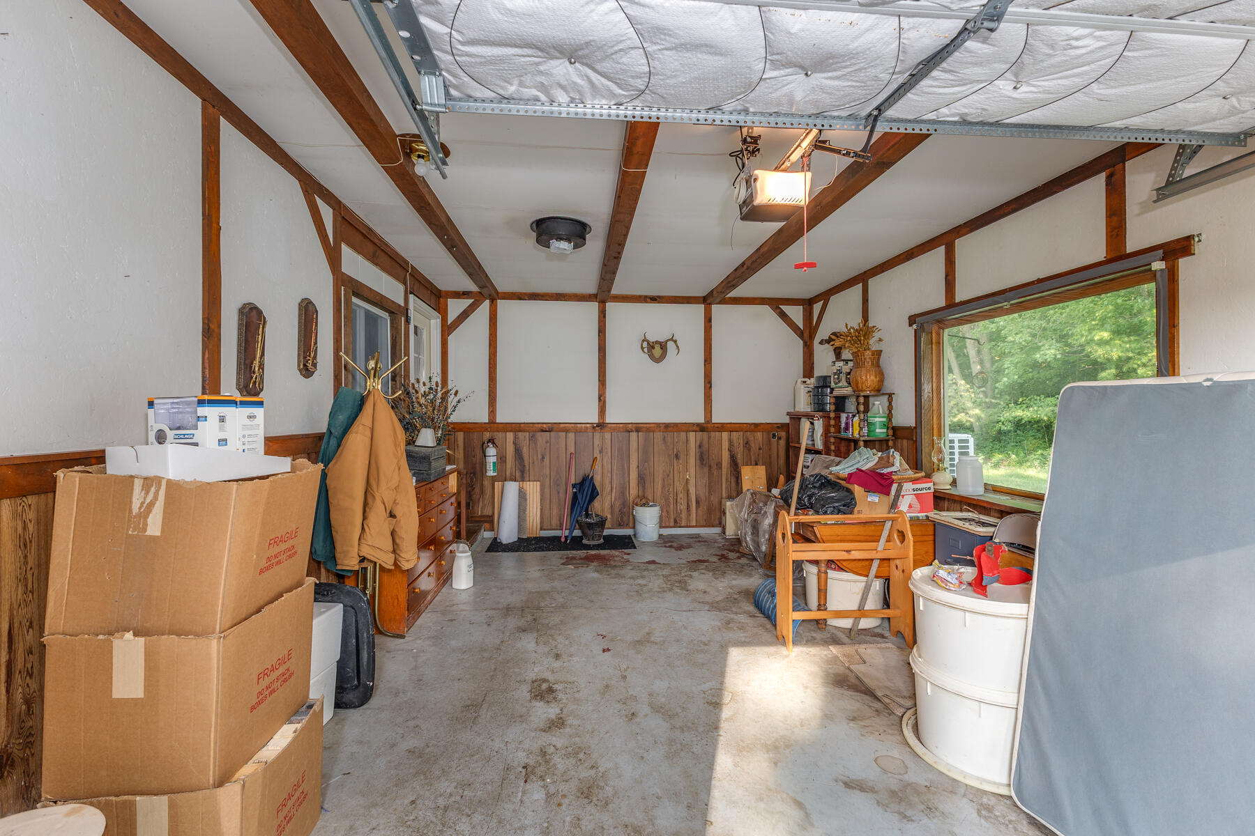 1500 Stillwater, Houston, Ohio 45333