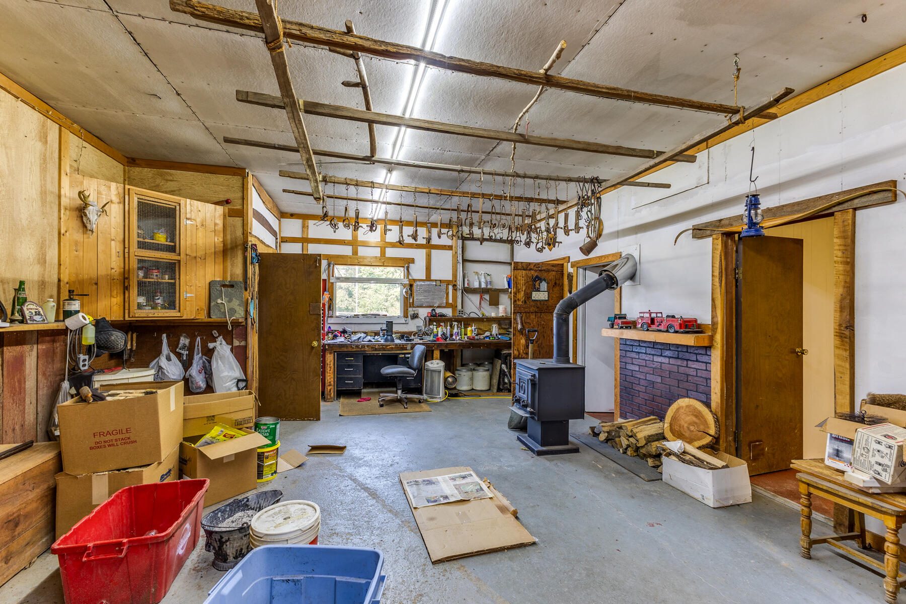 1500 Stillwater, Houston, Ohio 45333