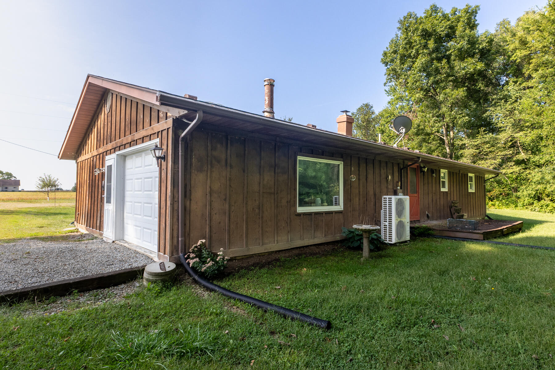 1500 Stillwater, Houston, Ohio 45333