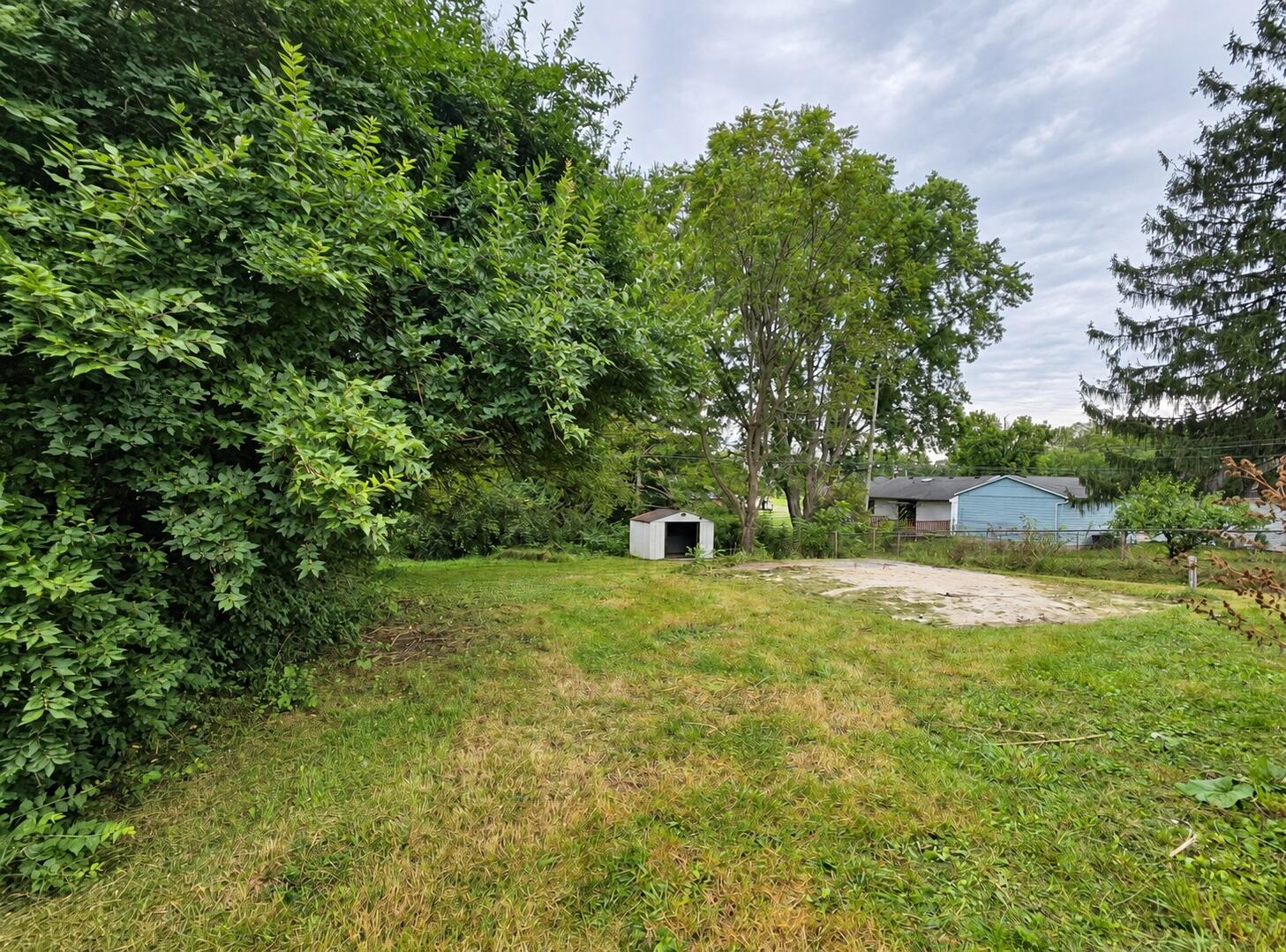 1624 Sweetbriar, Springfield, Ohio 45505