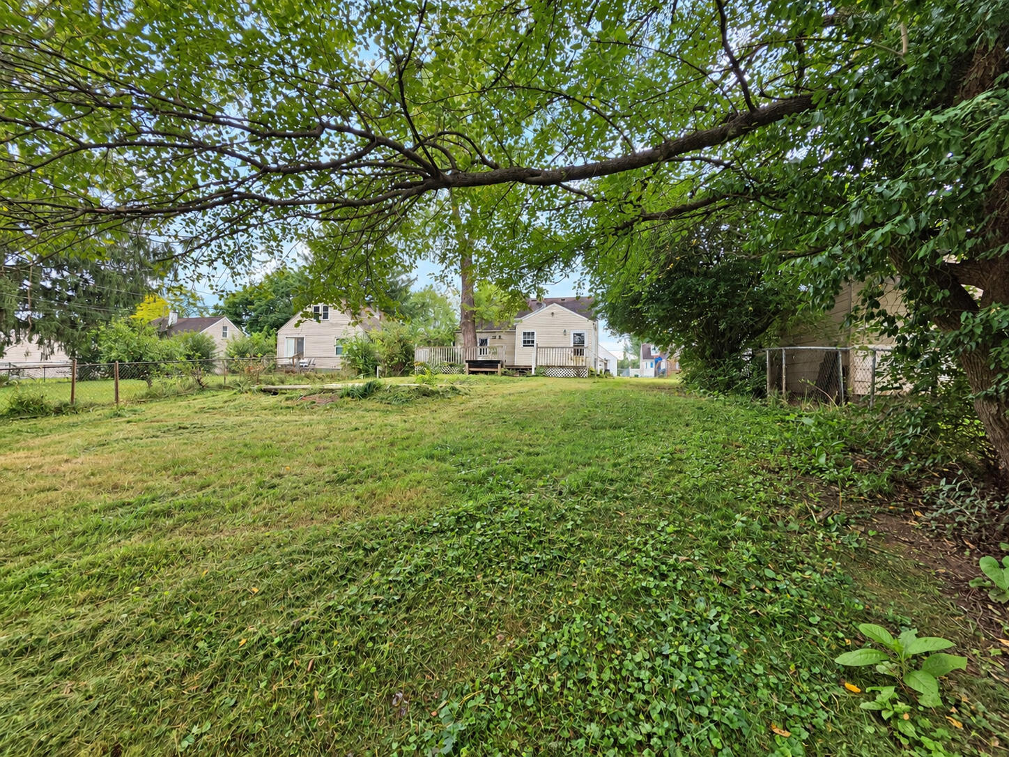 1624 Sweetbriar, Springfield, Ohio 45505