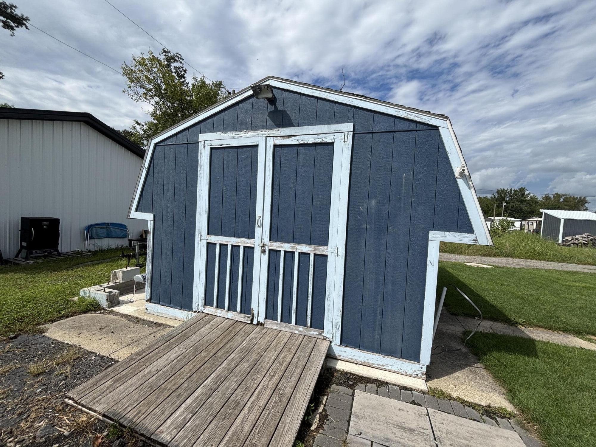 8922 Court, Lakeview, Ohio 43331