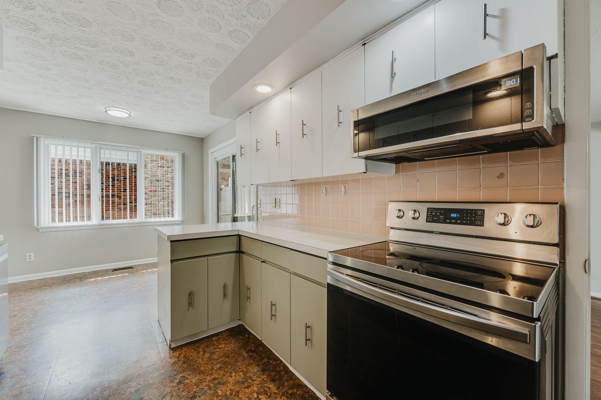 2801 Wellsford, Springfield, Ohio 45503