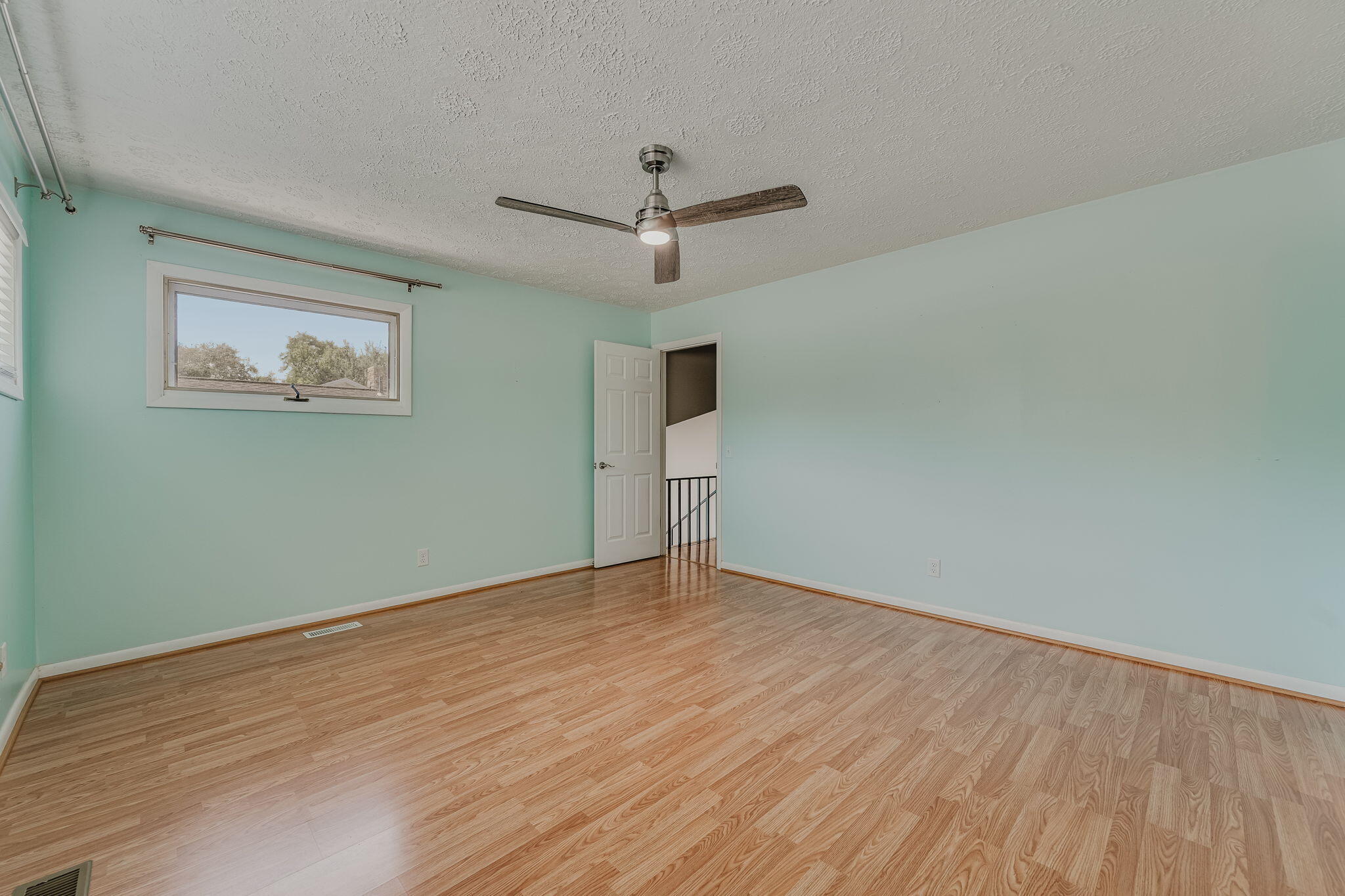 2801 Wellsford, Springfield, Ohio 45503