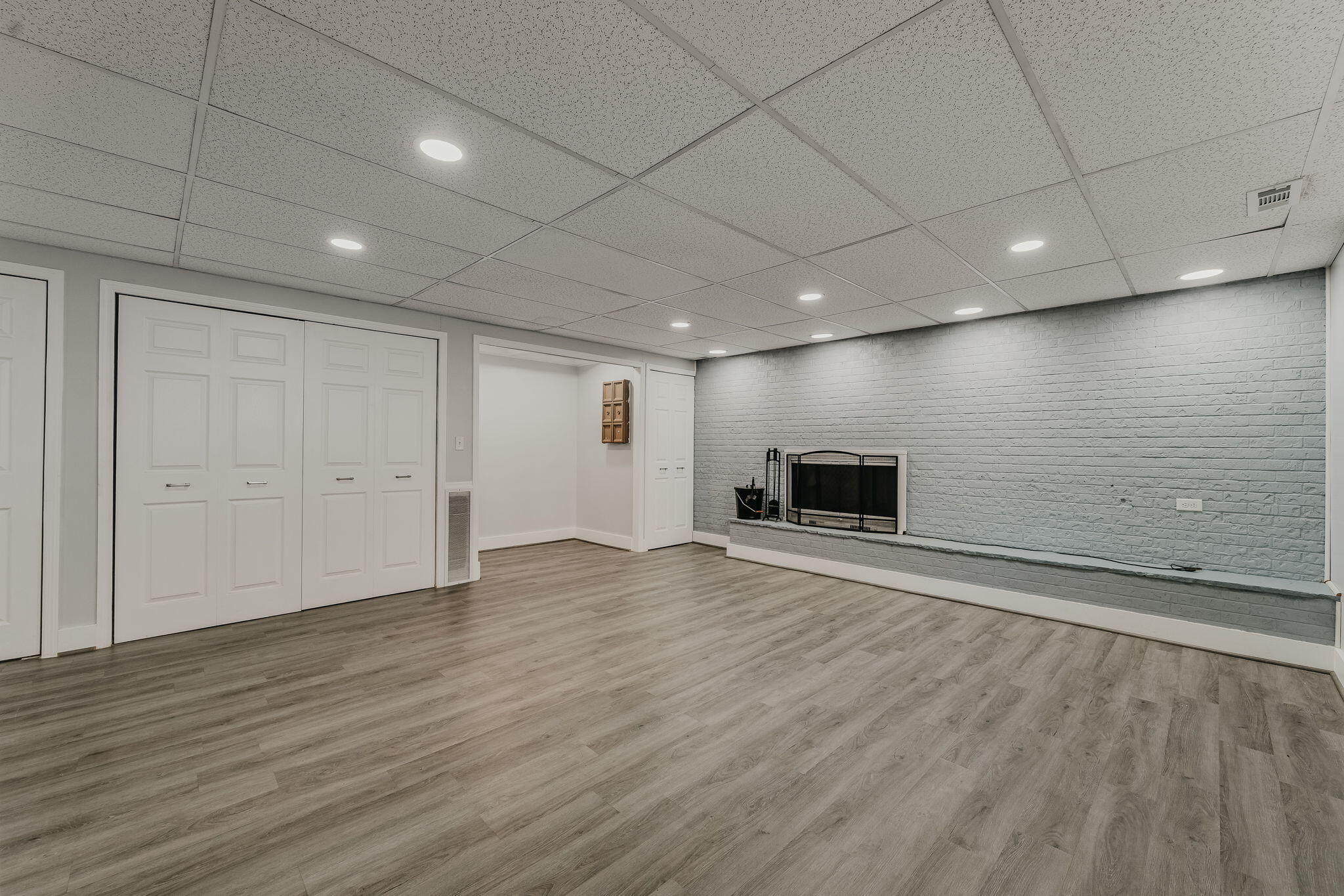 2801 Wellsford, Springfield, Ohio 45503