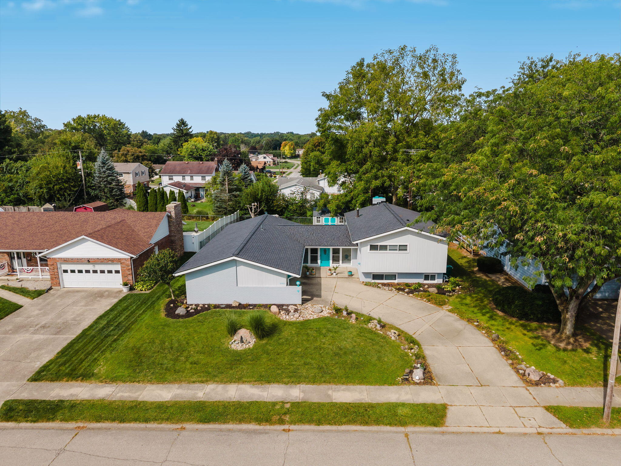 2801 Wellsford, Springfield, Ohio 45503