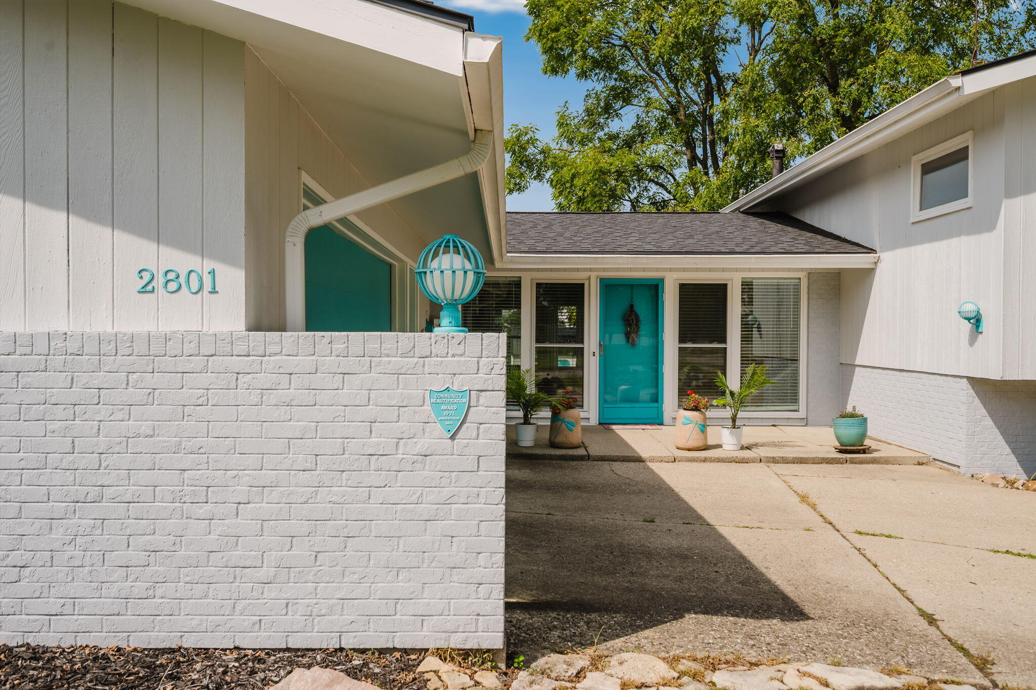2801 Wellsford, Springfield, Ohio 45503