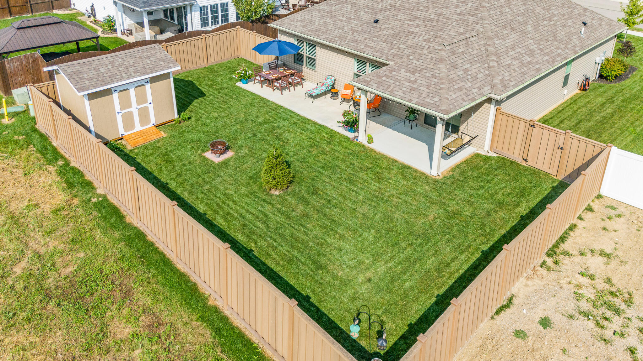 210 Fox Harbor, Troy, Ohio 45373