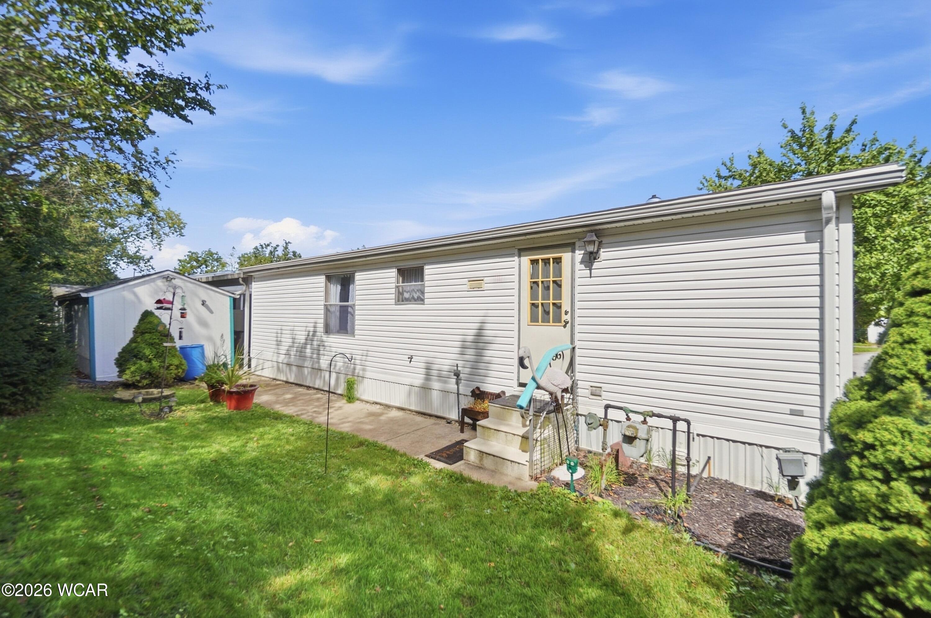 108 Deercreek Circle, Lima, Ohio