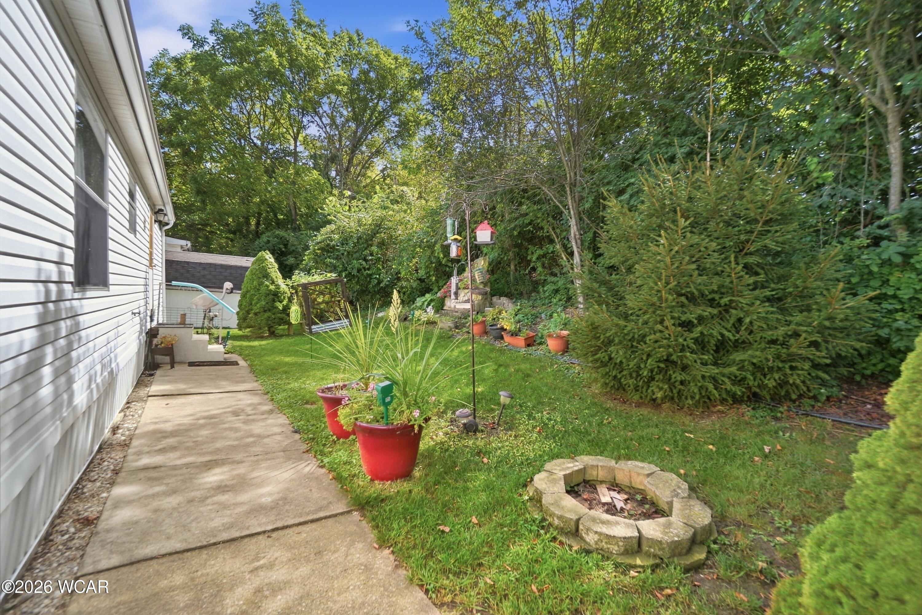 108 Deercreek Circle, Lima, Ohio