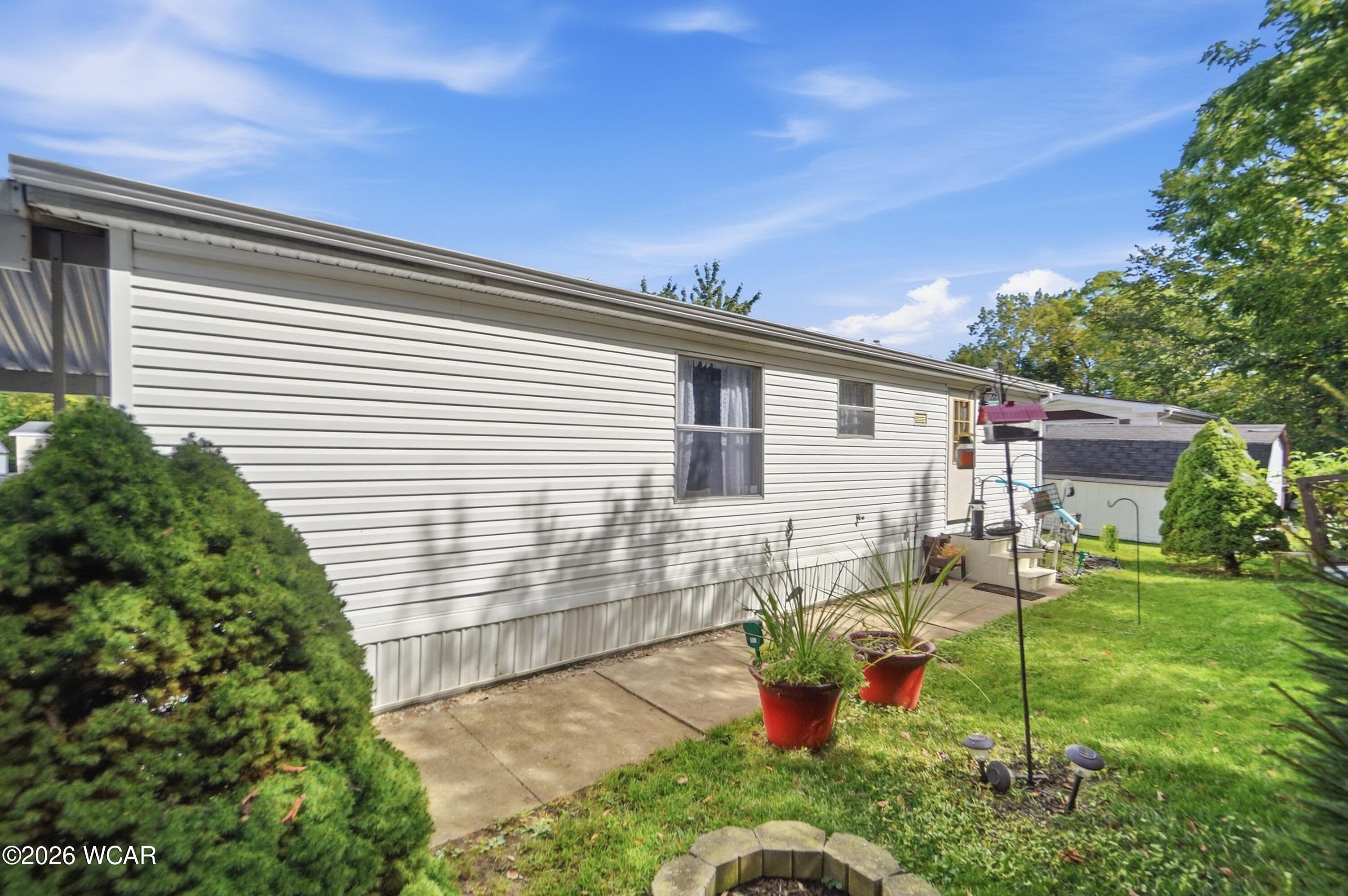 108 Deercreek Circle, Lima, Ohio