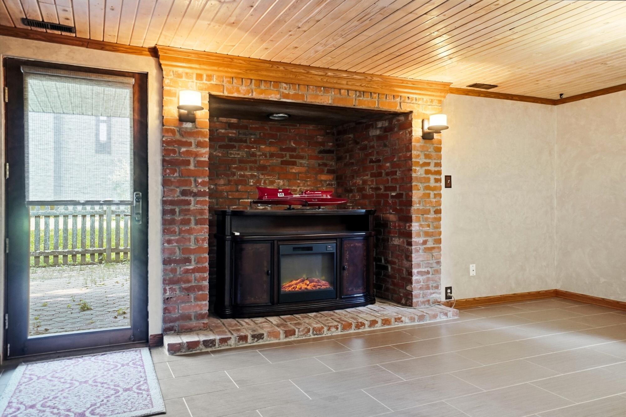 2756 Cottonwood, Springfield, Ohio 45504