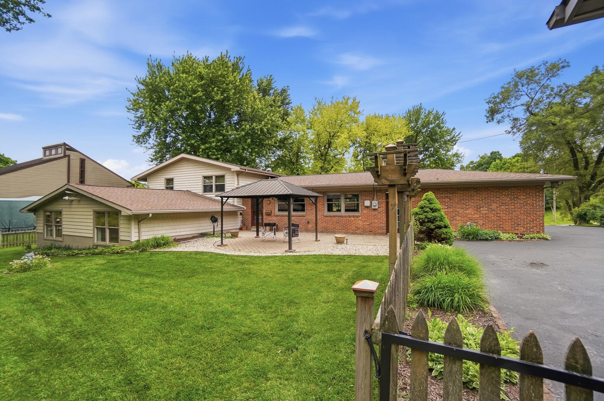 2756 Cottonwood, Springfield, Ohio 45504