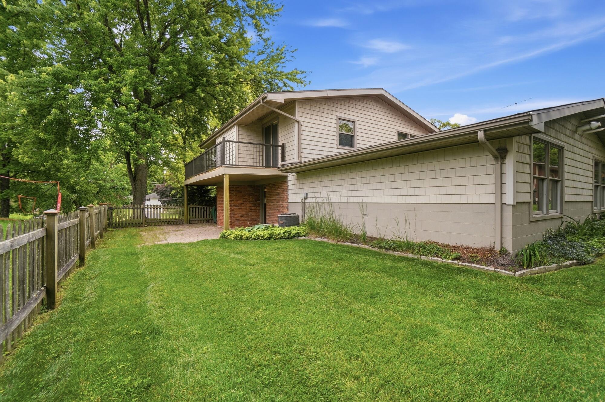 2756 Cottonwood, Springfield, Ohio 45504