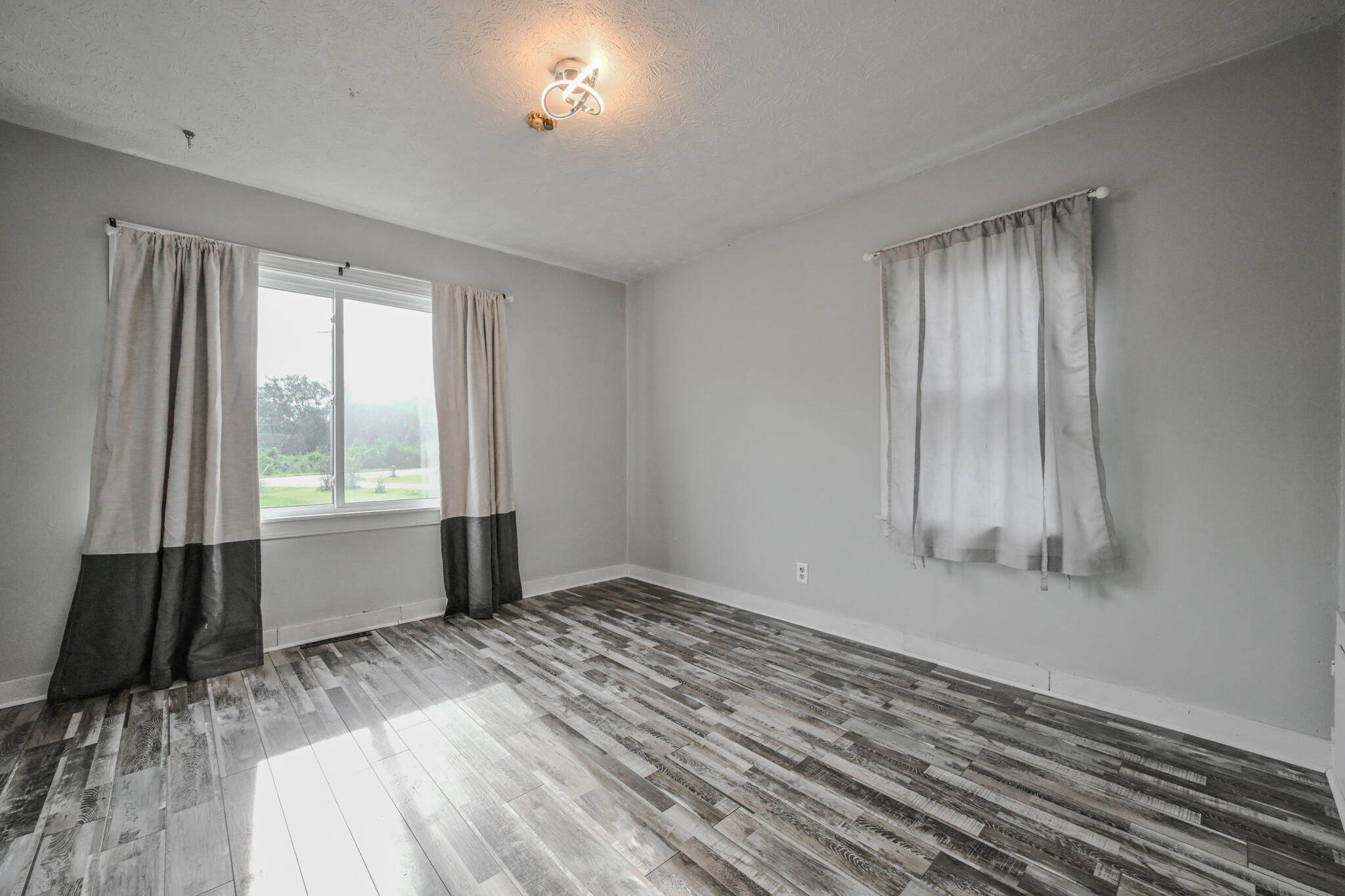 3301 Troy, Springfield, Ohio 45504