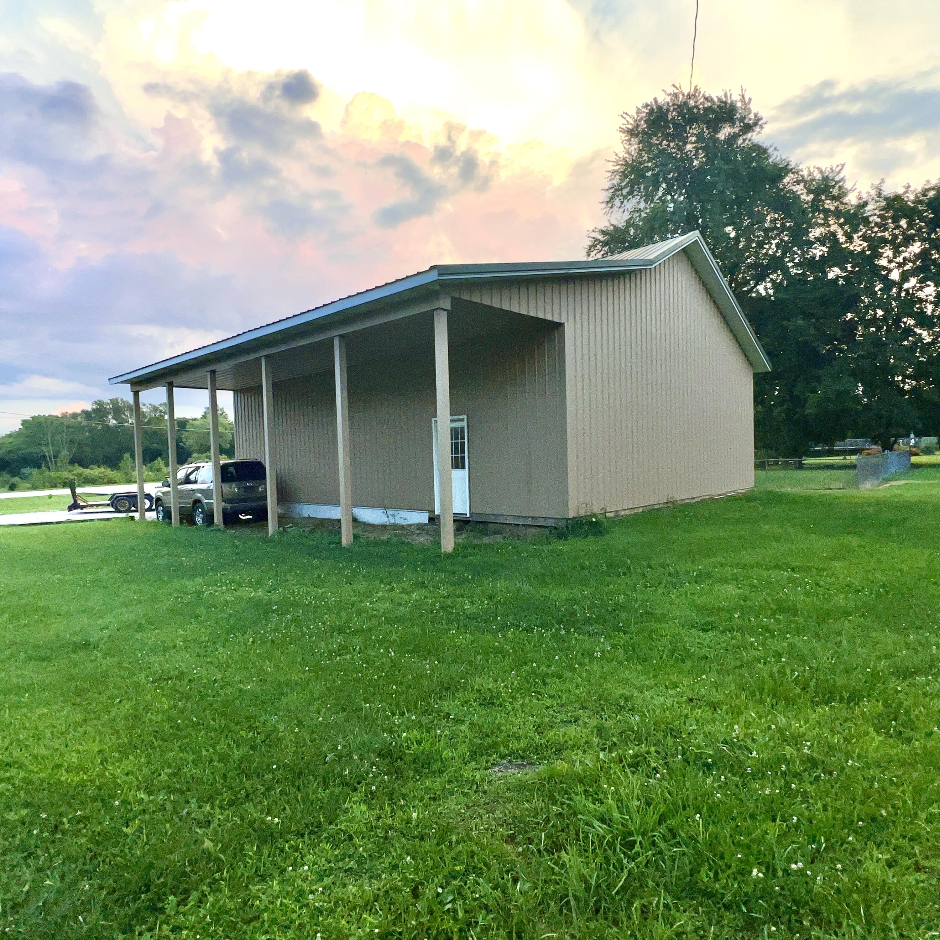 3301 Troy, Springfield, Ohio 45504