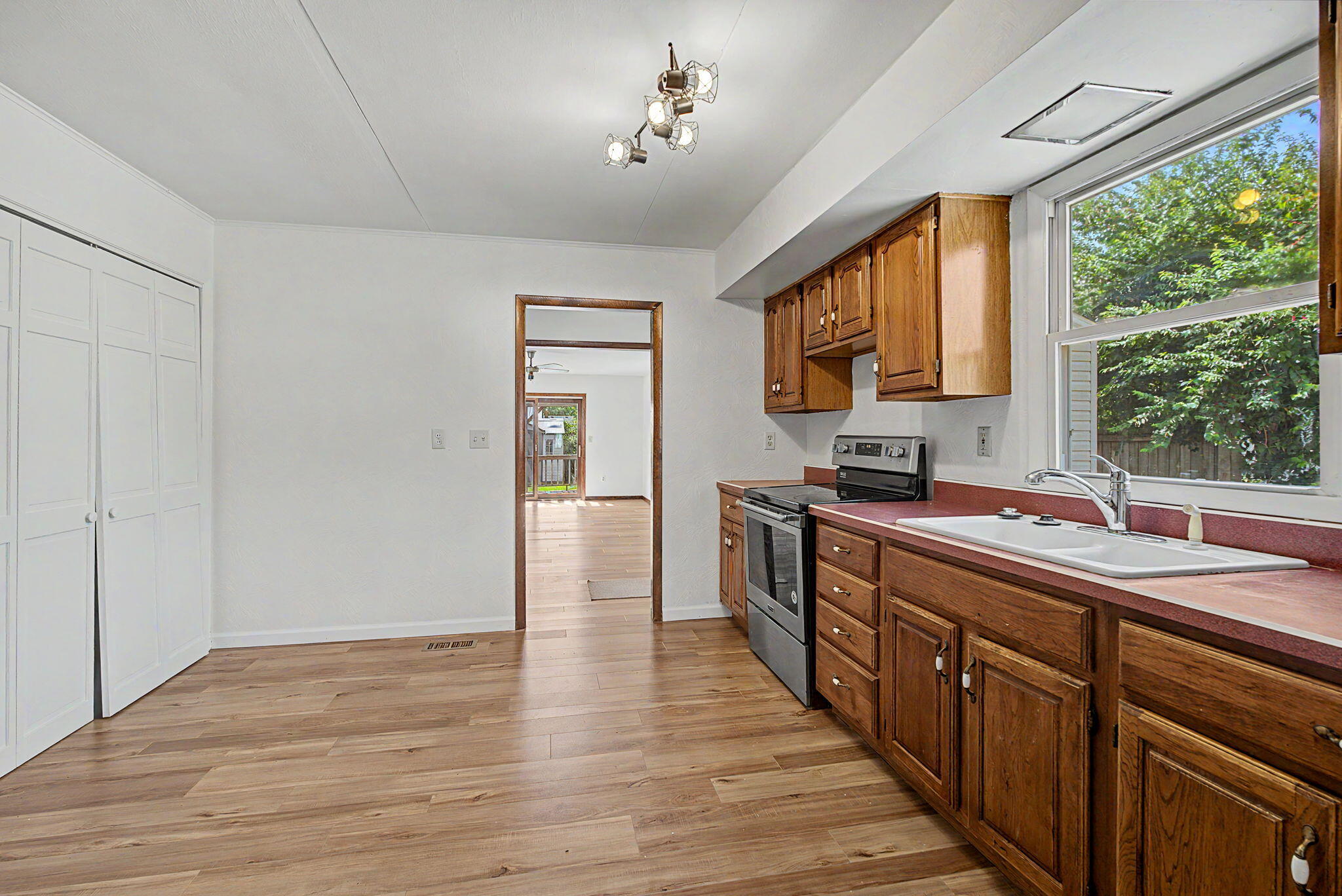 413 Church, New Carlisle, Ohio 45344