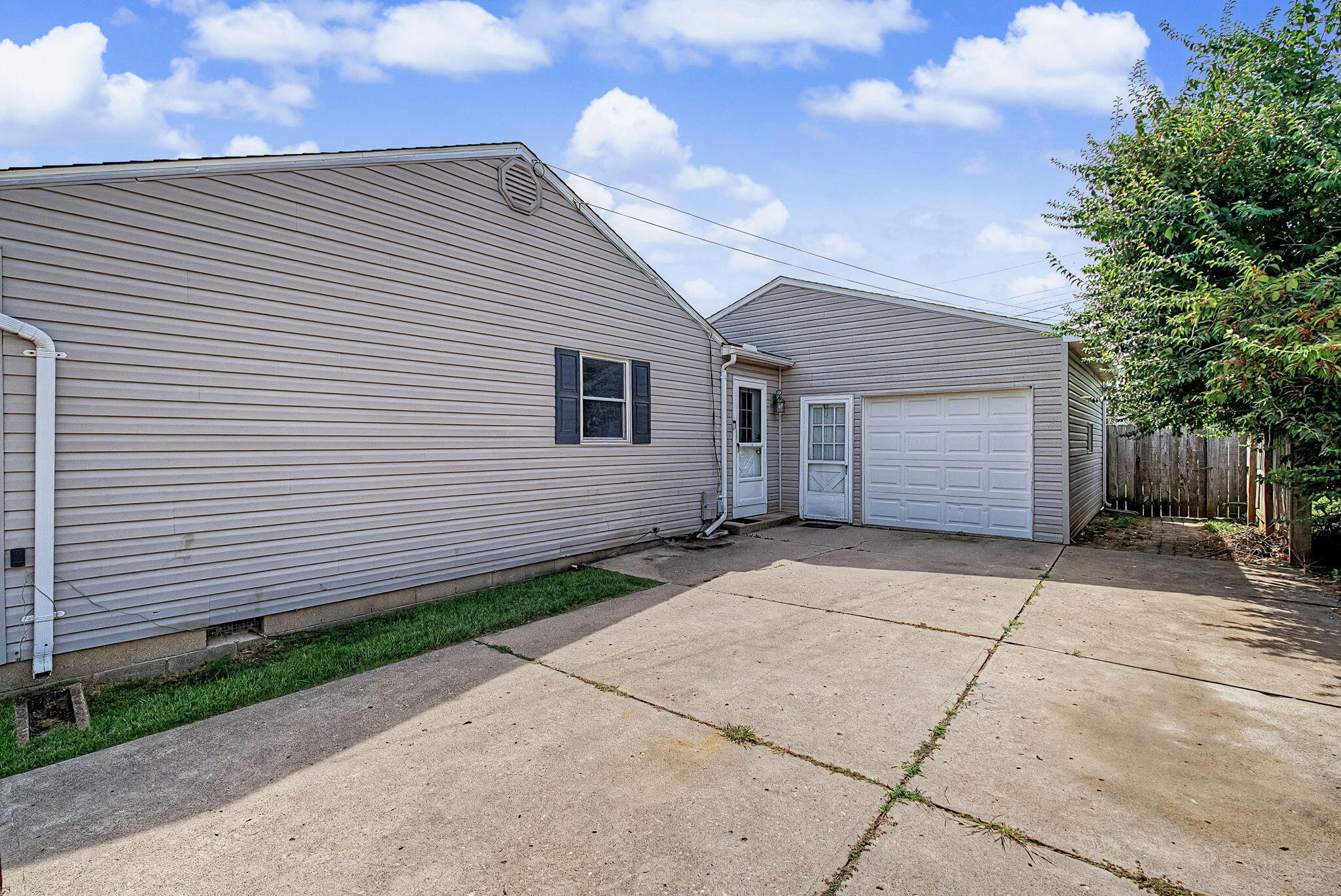 413 Church, New Carlisle, Ohio 45344