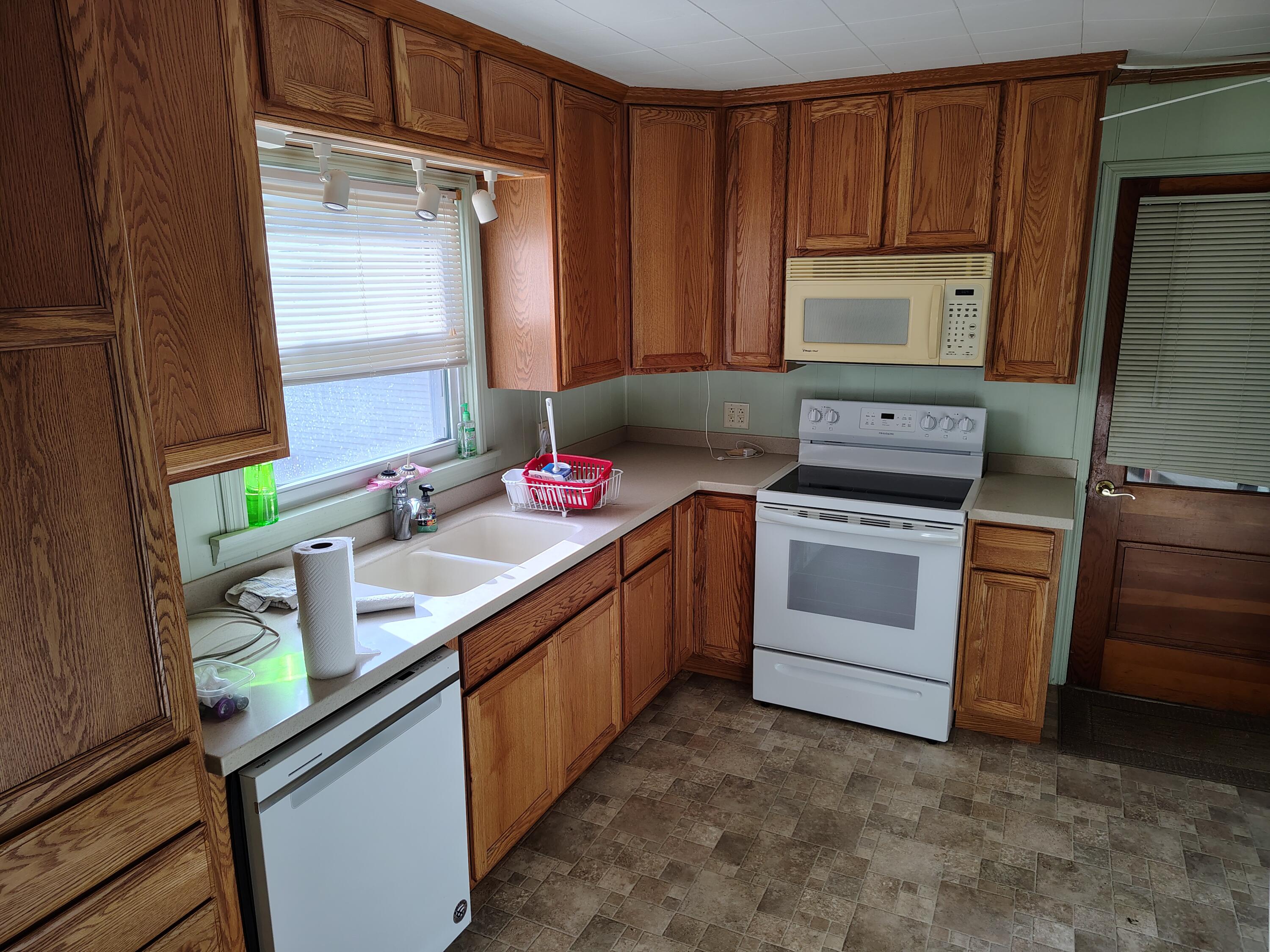 4822 Shearer, West Milton, Ohio 45383