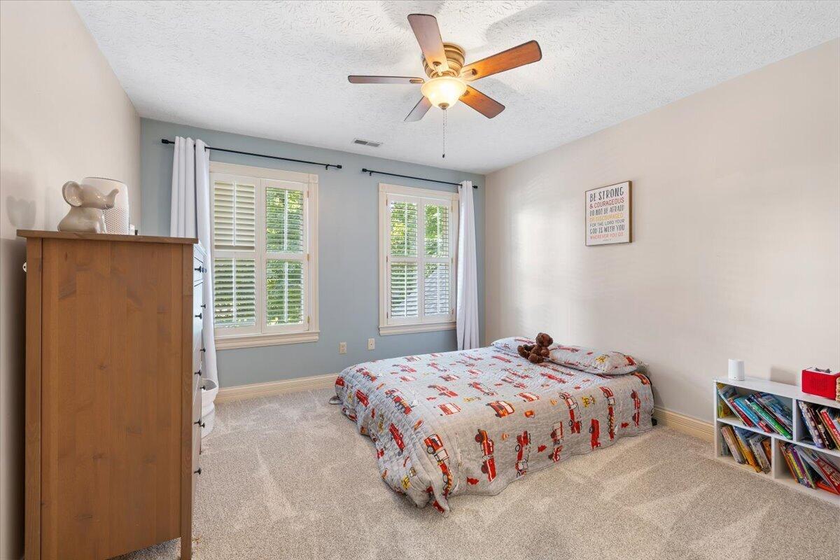 2340 Cara, Troy, Ohio 45373