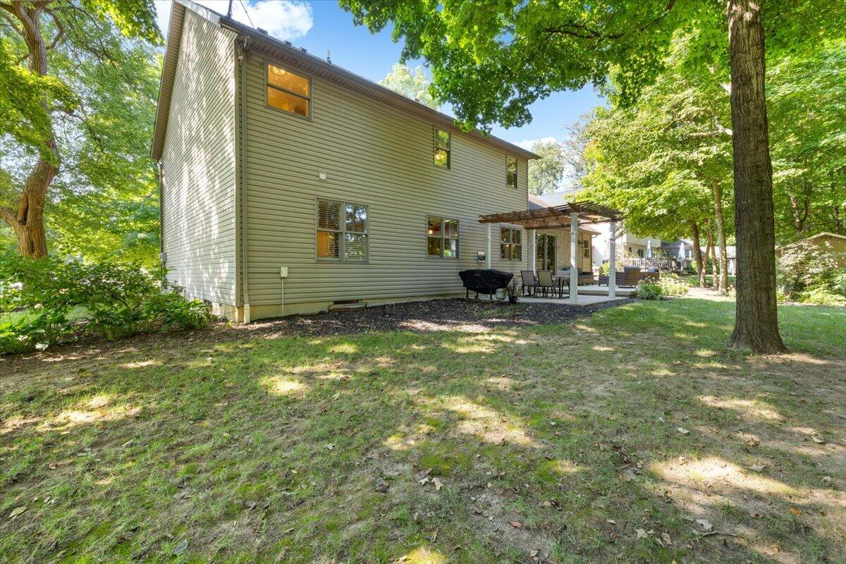 2340 Cara, Troy, Ohio 45373