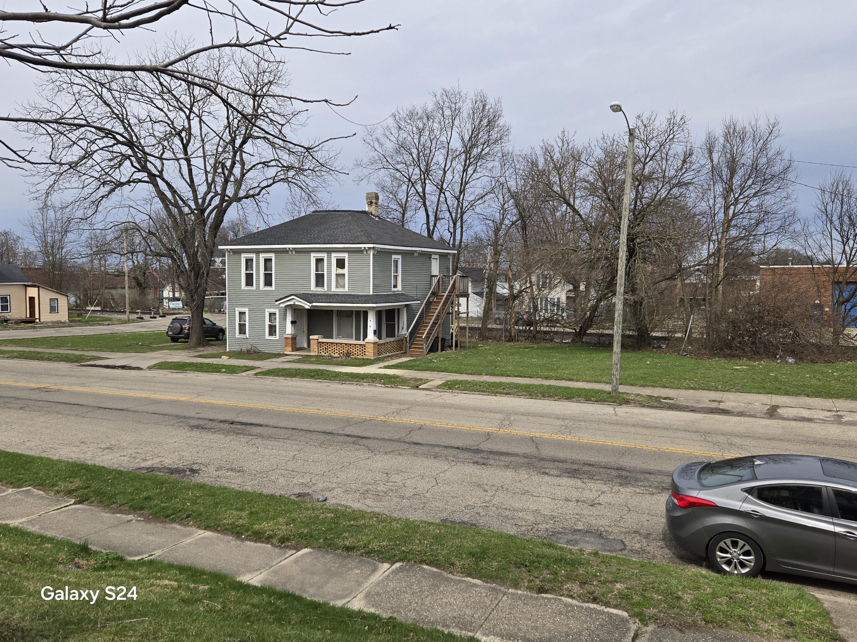 727 High, Springfield, Ohio 45506