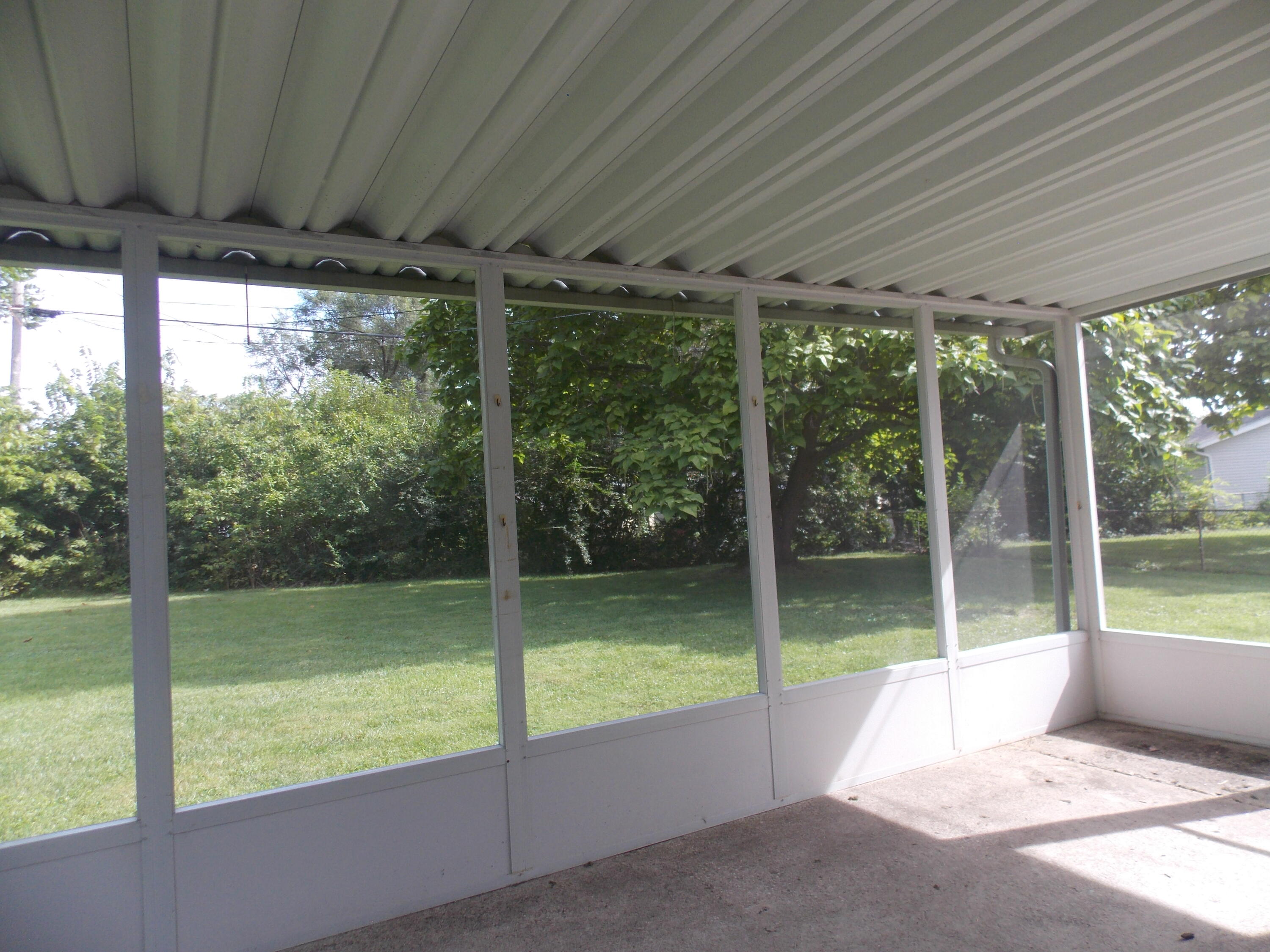 1738 Lundgren, New Carlisle, Ohio 45344