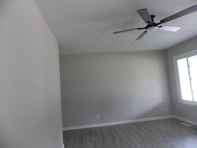 1738 Lundgren, New Carlisle, Ohio 45344