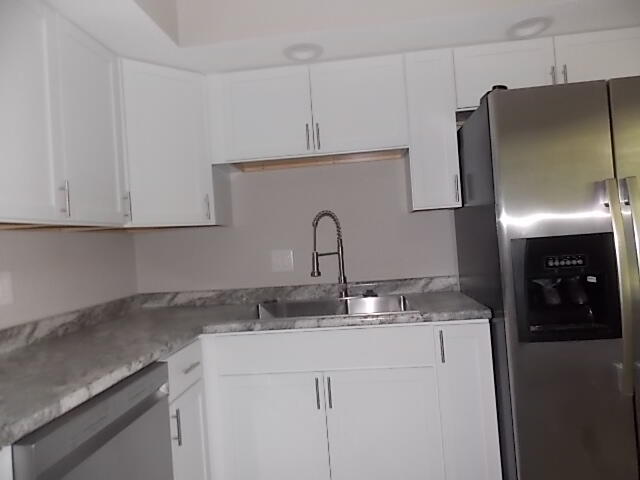 1738 Lundgren, New Carlisle, Ohio 45344