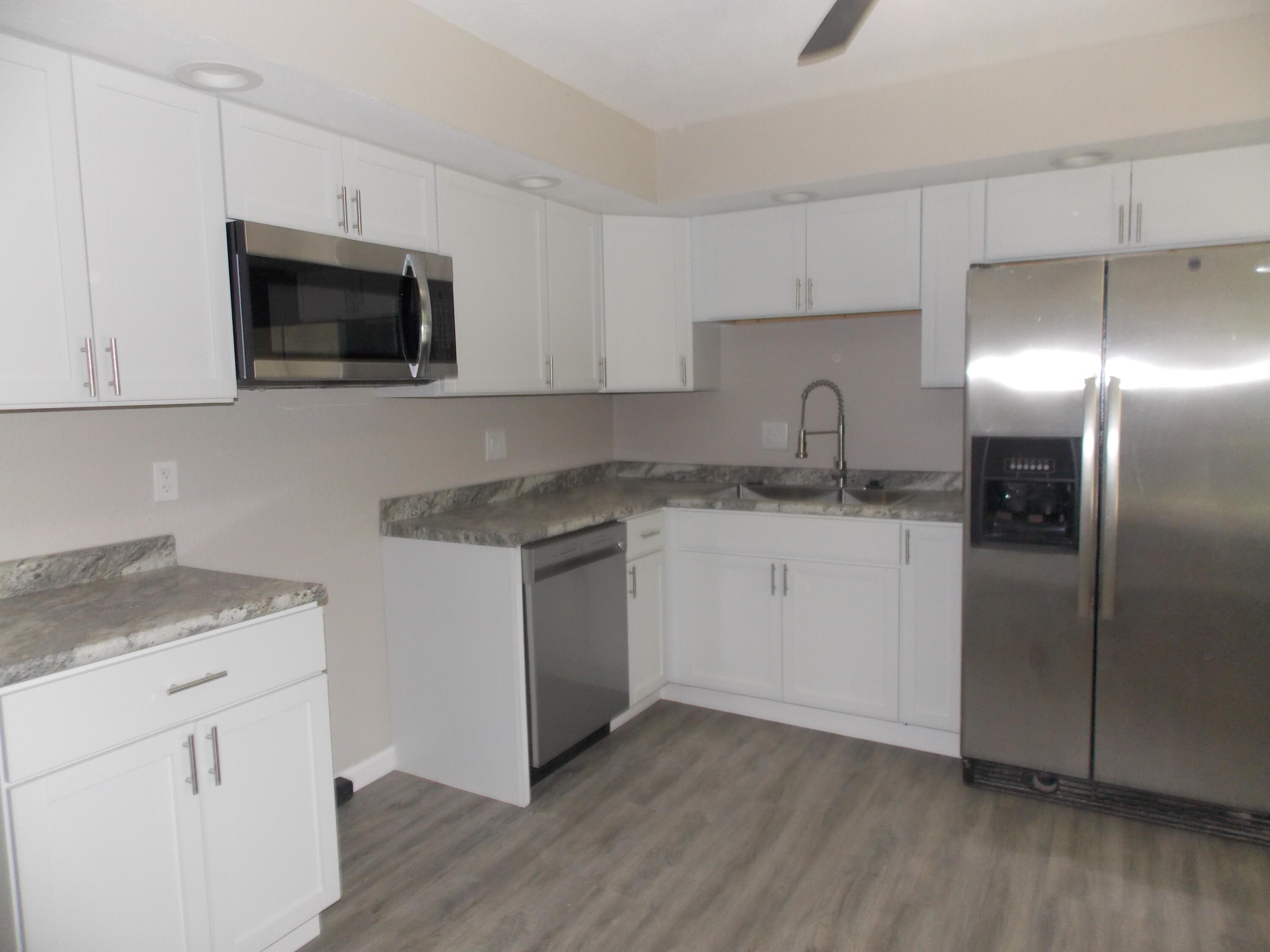 1738 Lundgren, New Carlisle, Ohio 45344