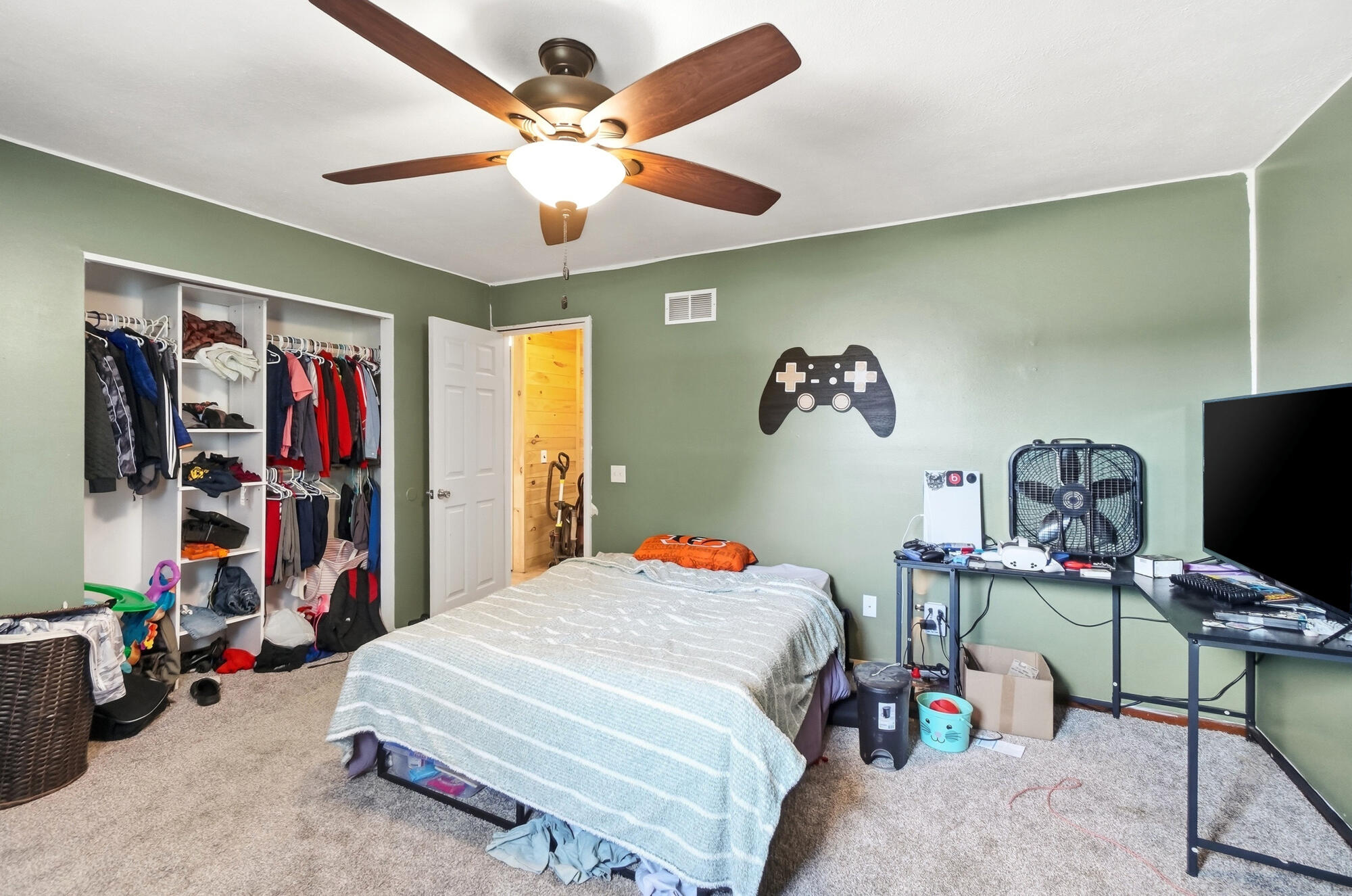 2540 Hall, Lima, Ohio 45806