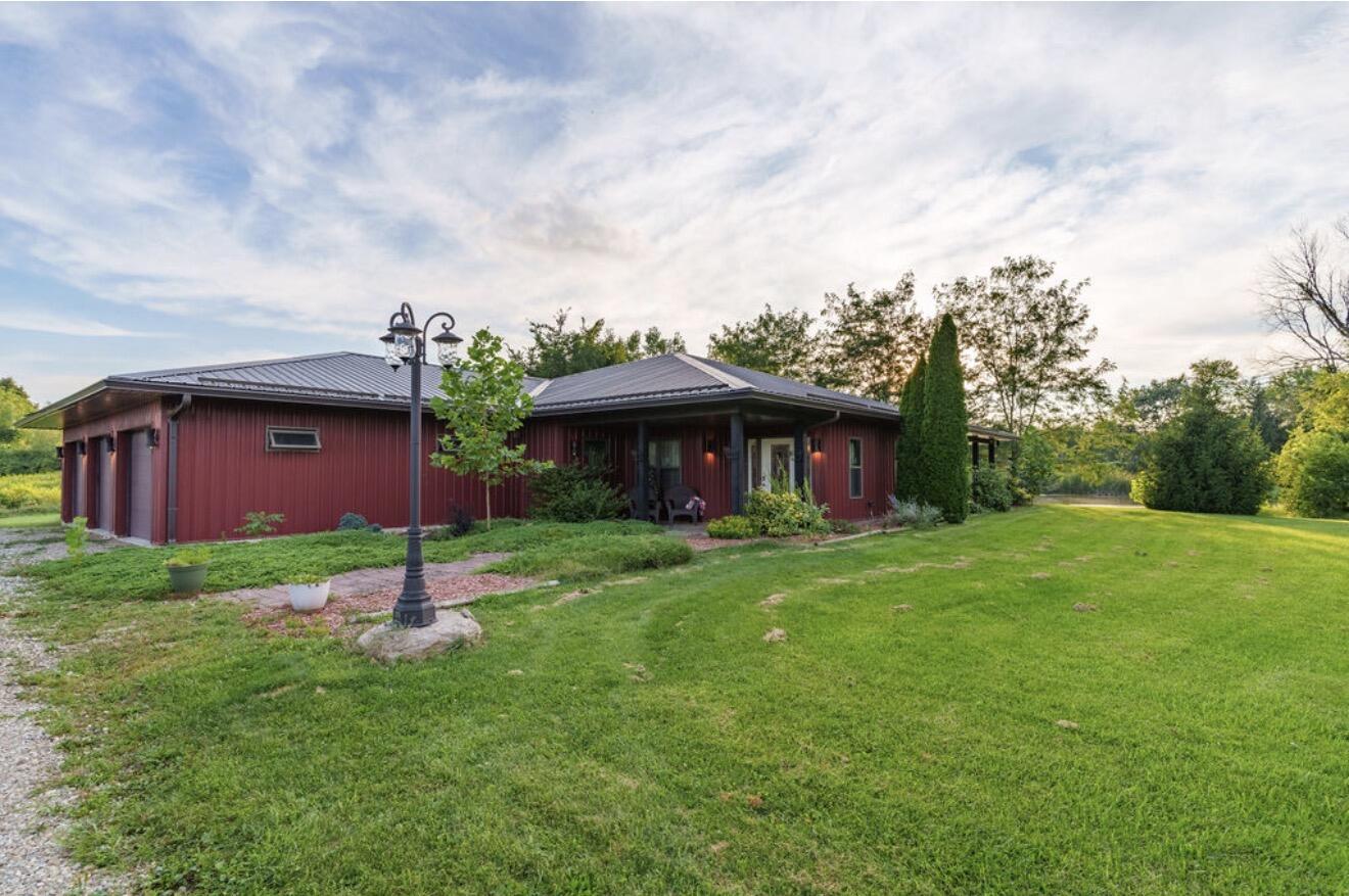 9262 County Road 153, East Liberty, Ohio 43319